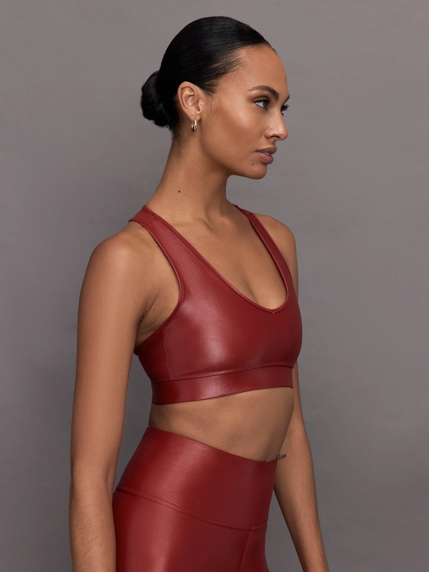 Carbon38 | Action Bra 2.0 in Takara Shine | Red Dahlia - Image 3