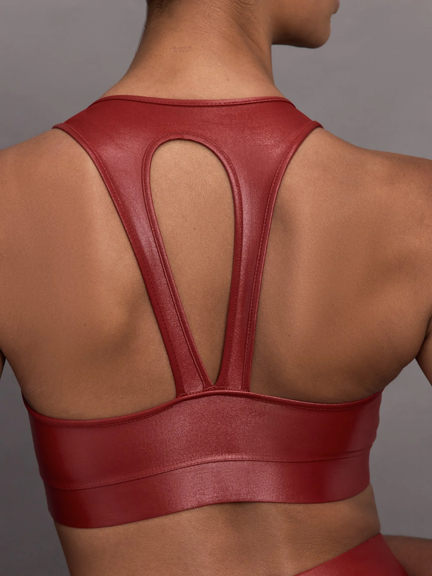 Carbon38 | Action Bra 2.0 in Takara Shine | Red Dahlia - Image 5