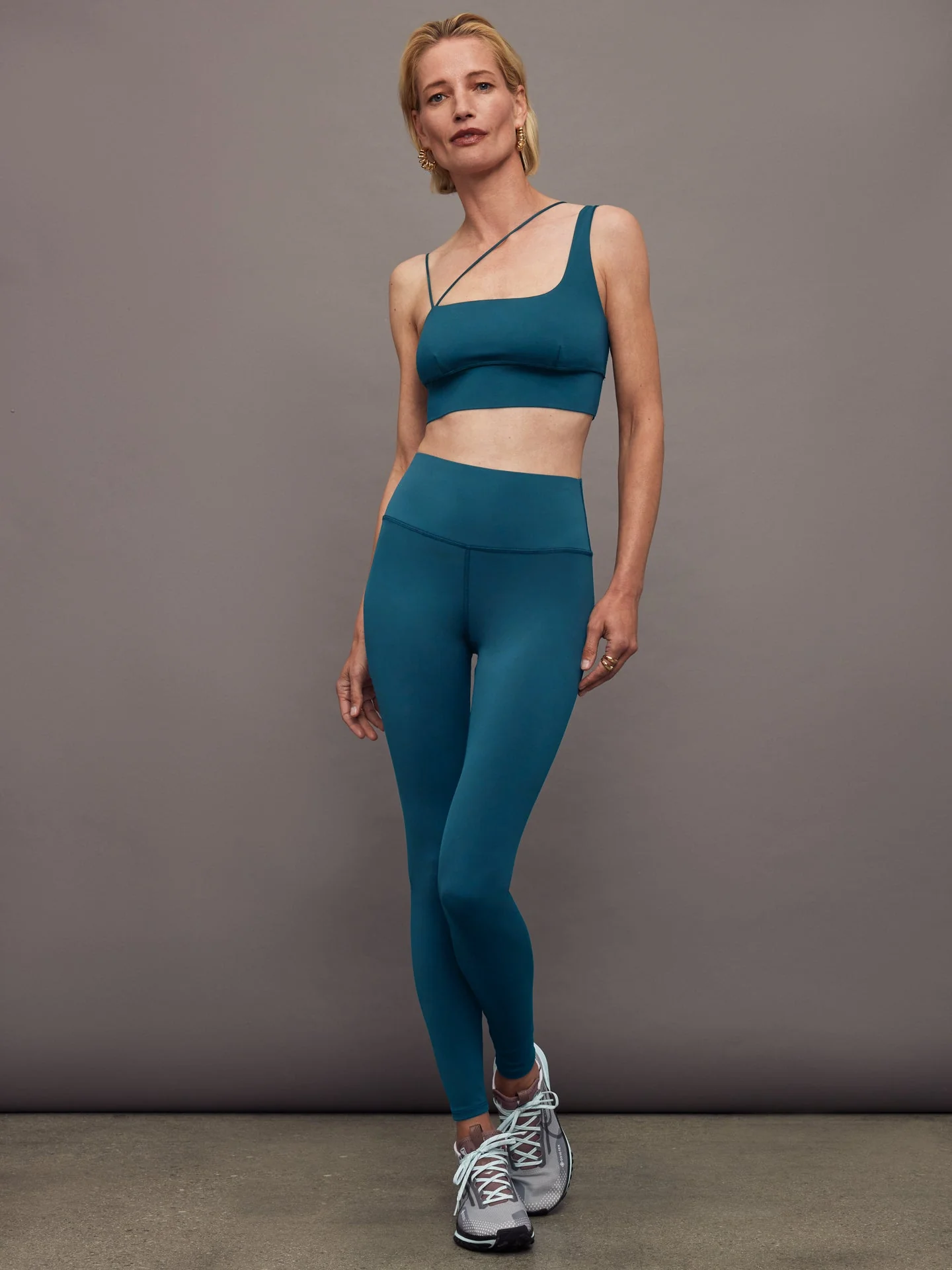 Carbon38 | Asymmetrical Strappy Bra in Diamond Compression | Deep Lagoon - Image 2