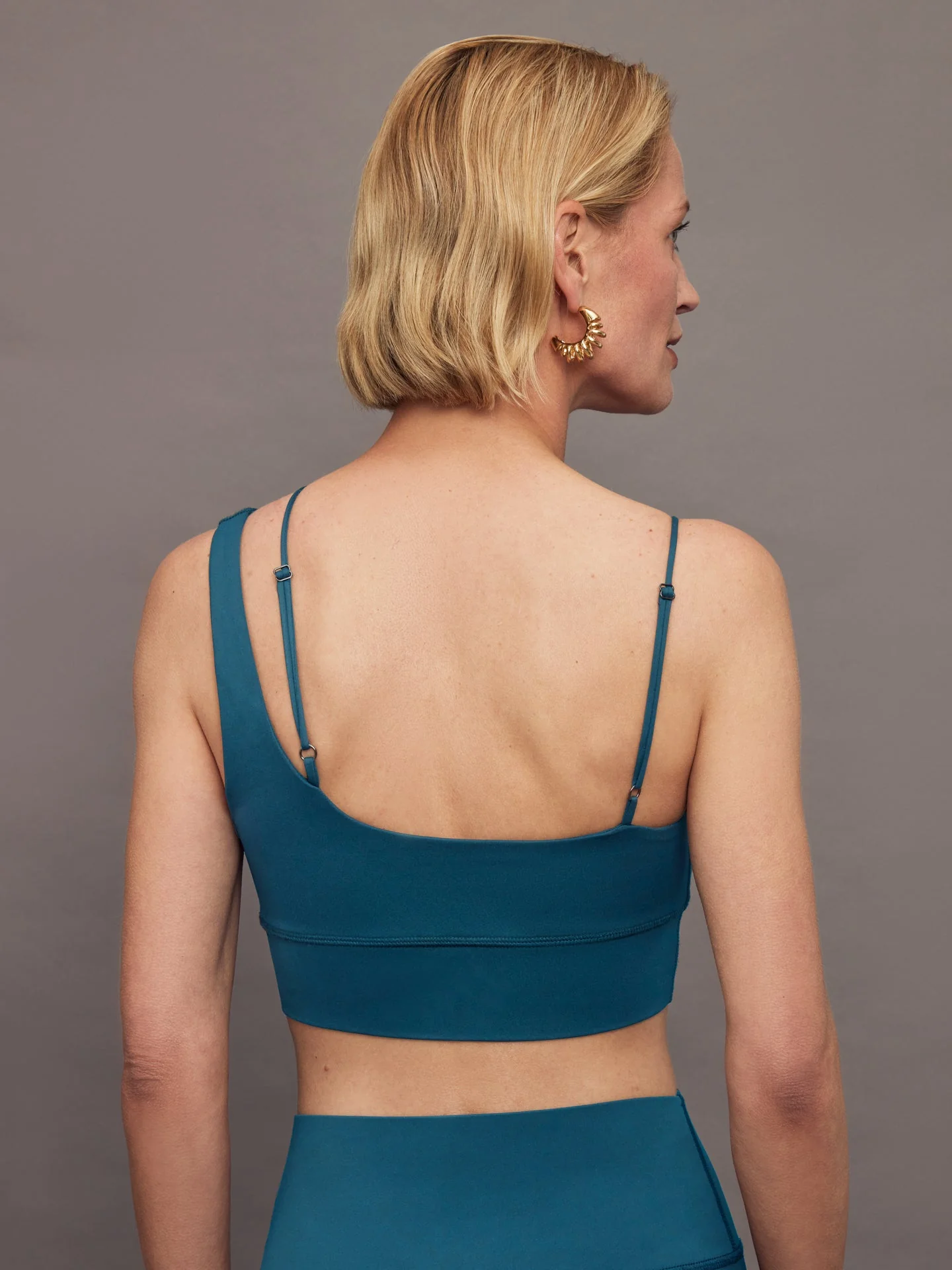Carbon38 | Asymmetrical Strappy Bra in Diamond Compression | Deep Lagoon - Image 5