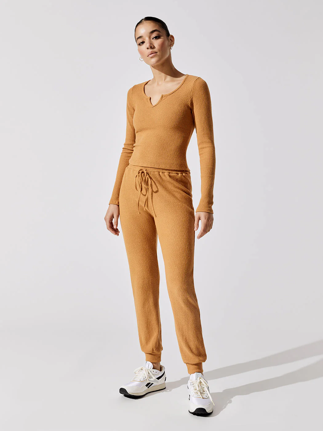 Carbon38 | Brushed Ribbed Slim Jogger | Brown Sugar - Image 2