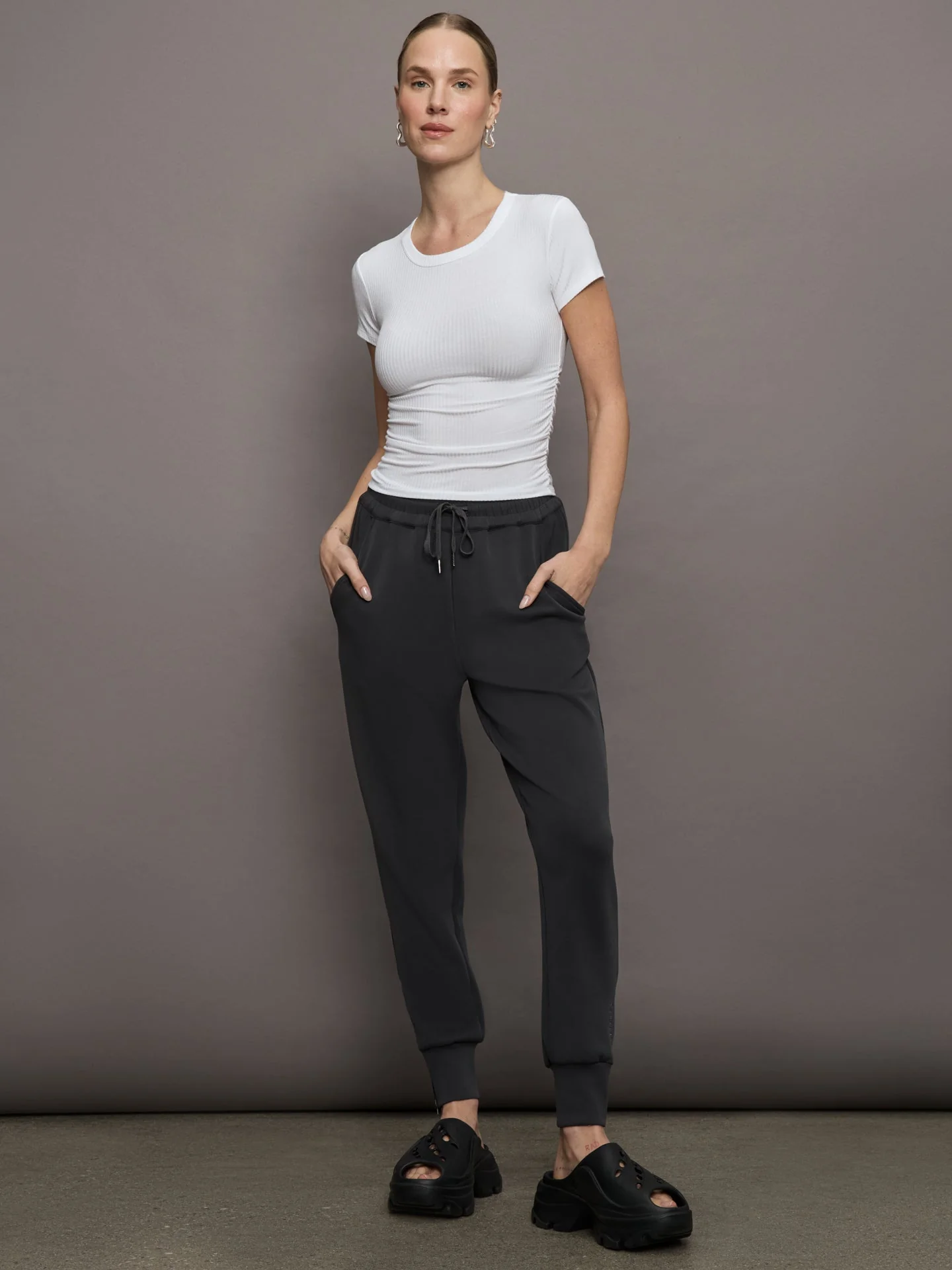 Carbon38 | Cap Sleeve Ruched Top in Ribbed Jersey | White - Image 2