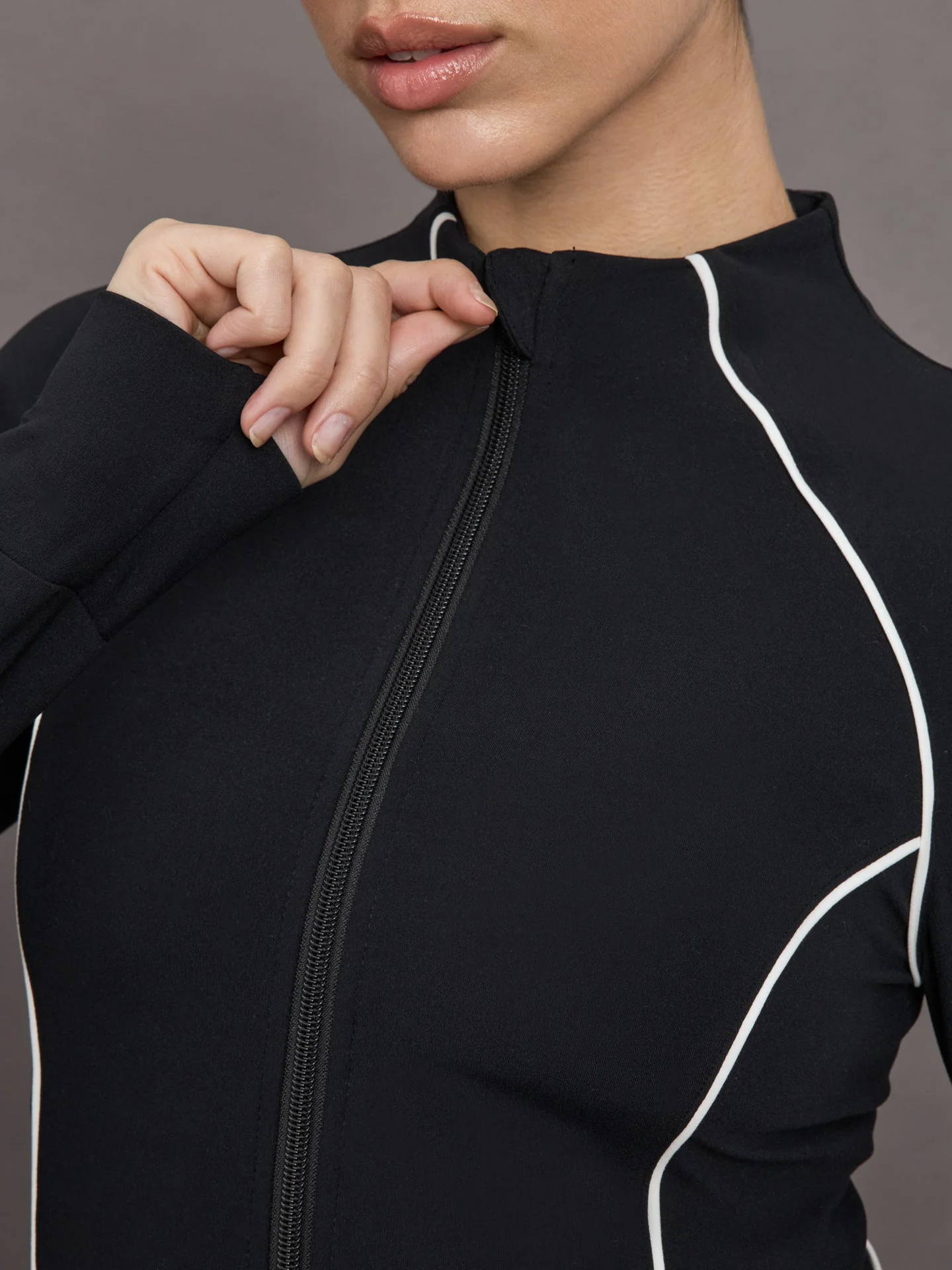 Carbon38 | Colorblock Mock Neck Corset Zip in Melt | Black/Cloud Dancer - Image 5