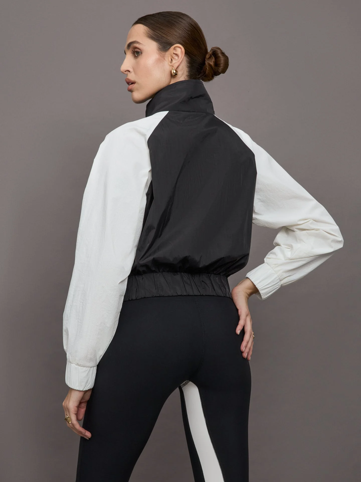 Carbon38 | Colorblock Windbreaker | Black/Cloud Dancer - Image 4