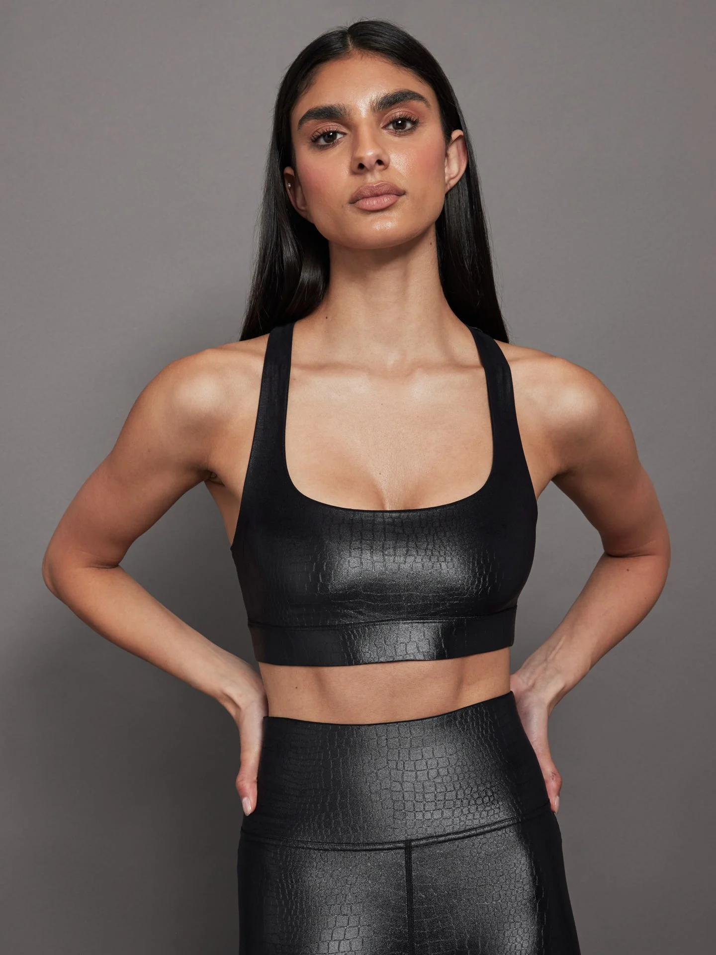 Carbon38 | Criss Cross Bra in Crocodile Takara Shine | Black - Image 2
