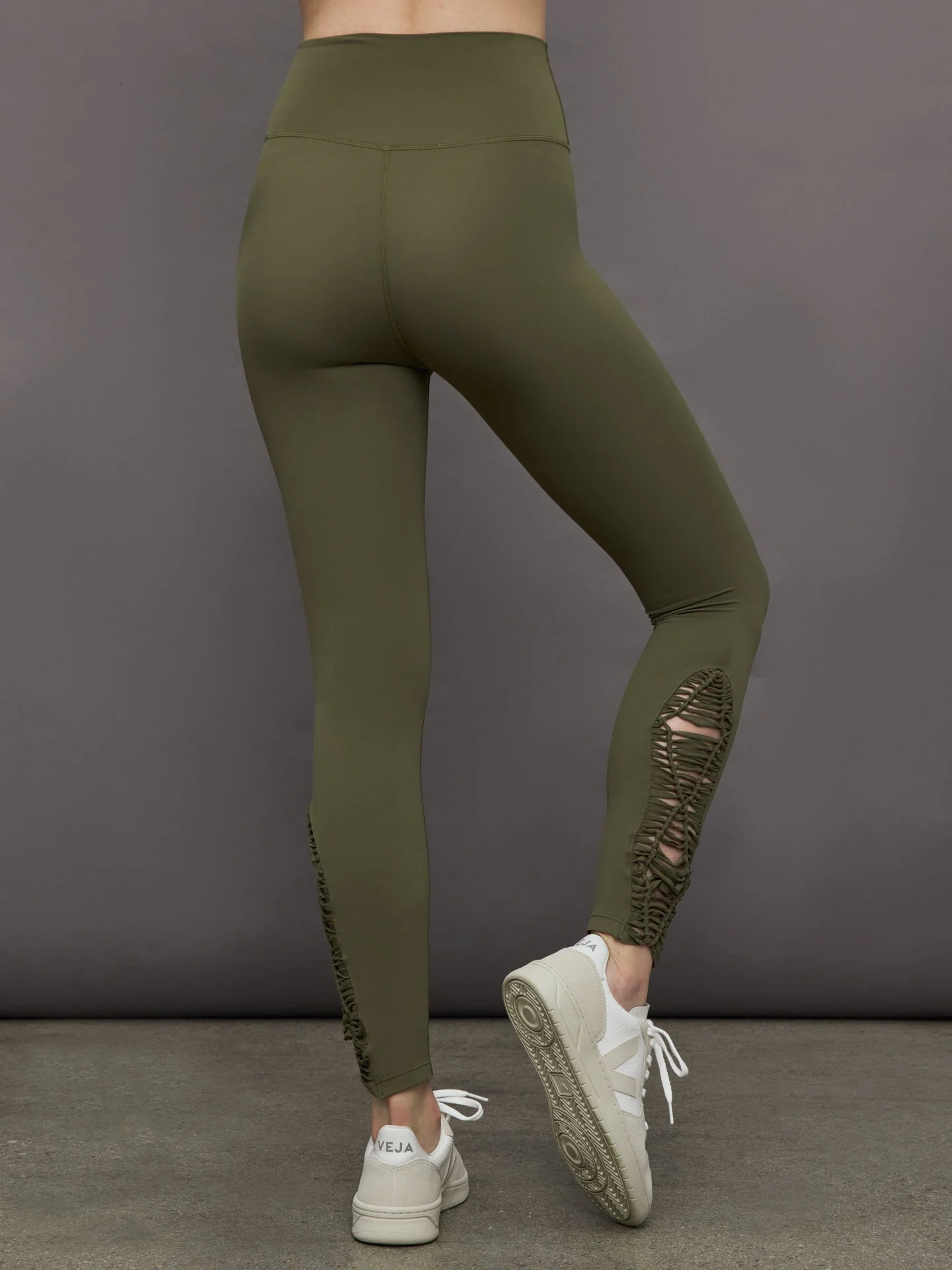 Carbon38 | Crochet Legging in Melt | Olive - Image 4