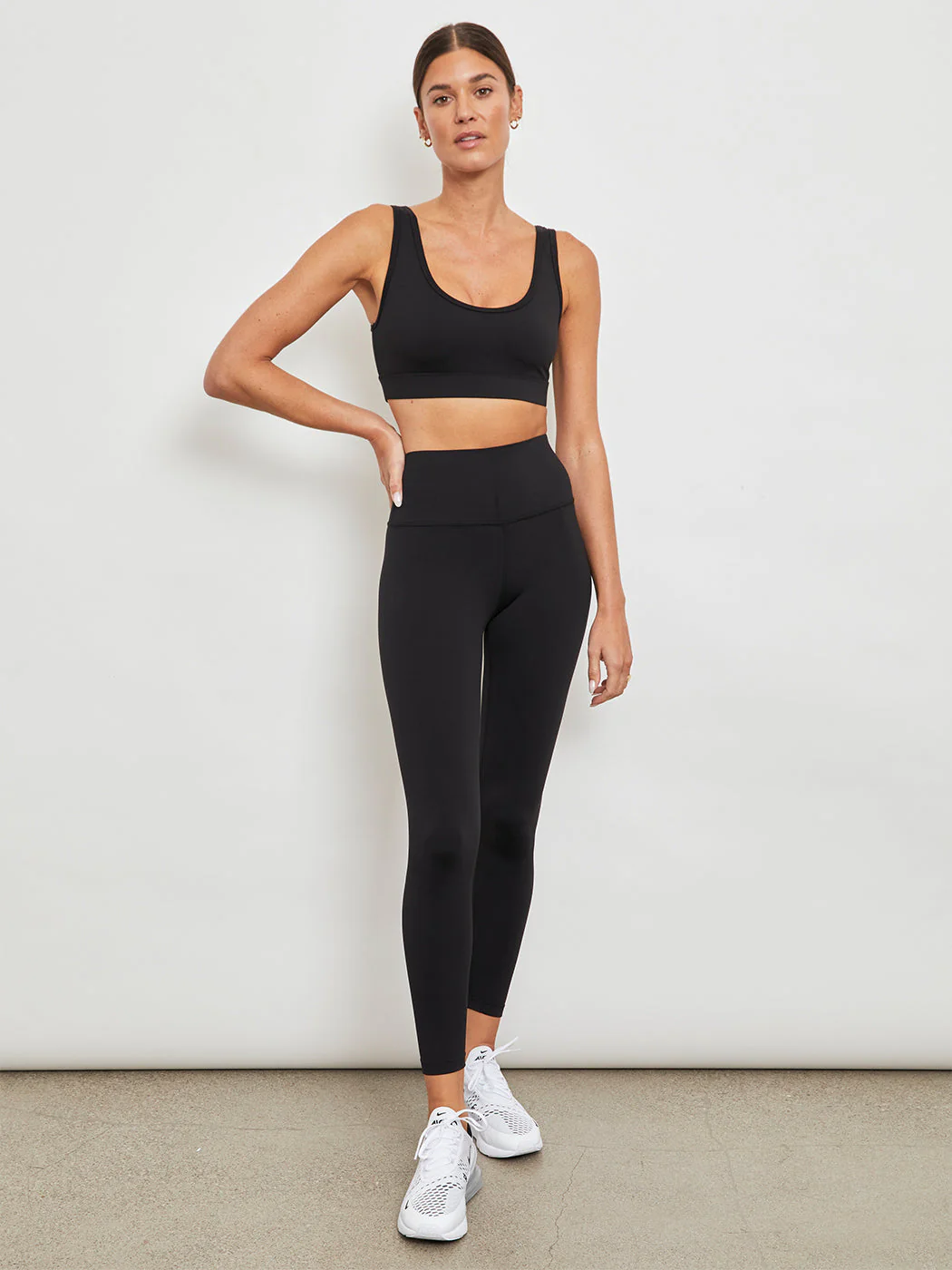 Carbon38 | Cut Out Scoop Bra in Diamond Compression | Black - Image 3