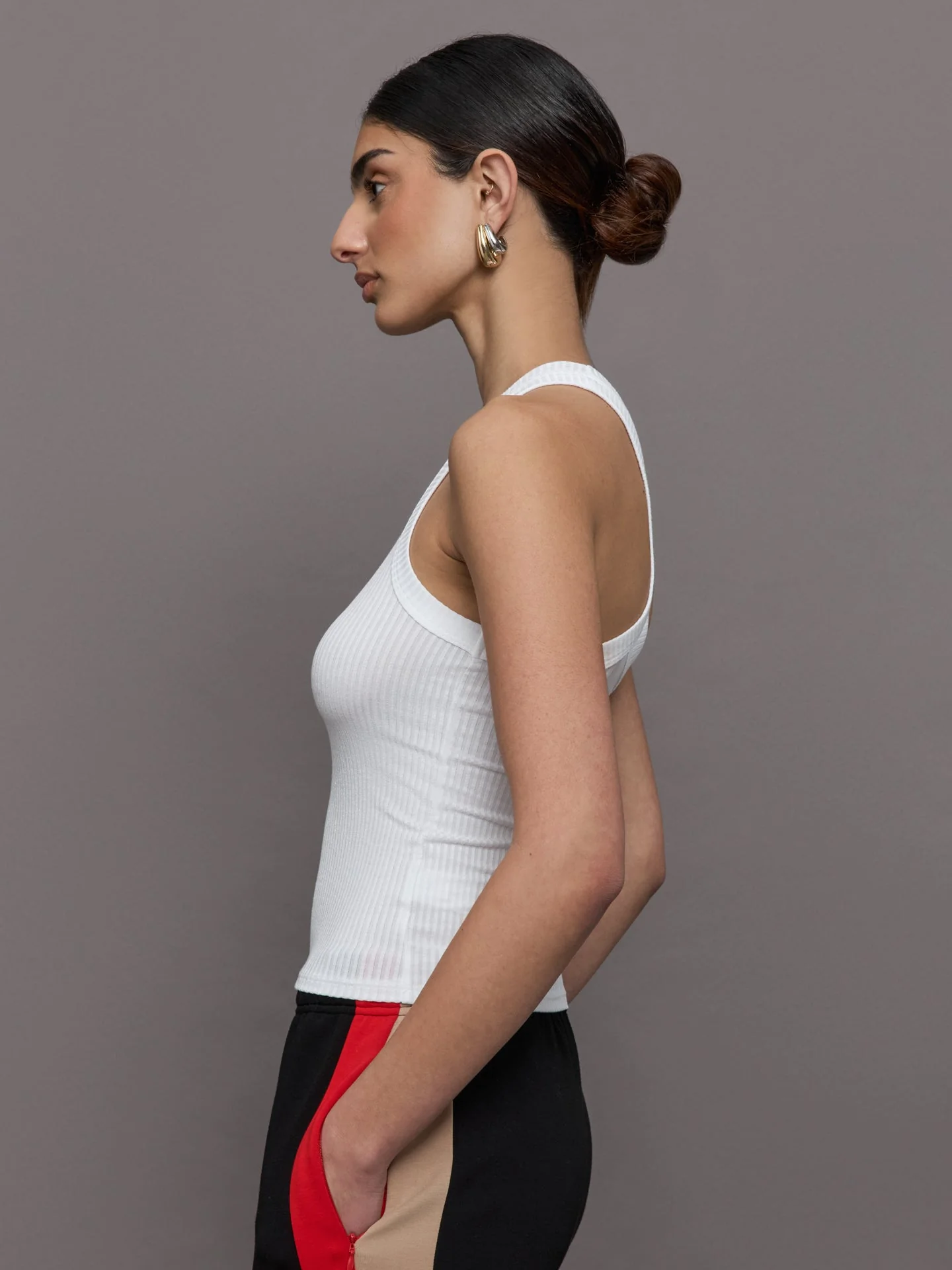 Carbon38 | High Neck Fitted Tank in Ribbed Jersey | White - Image 4