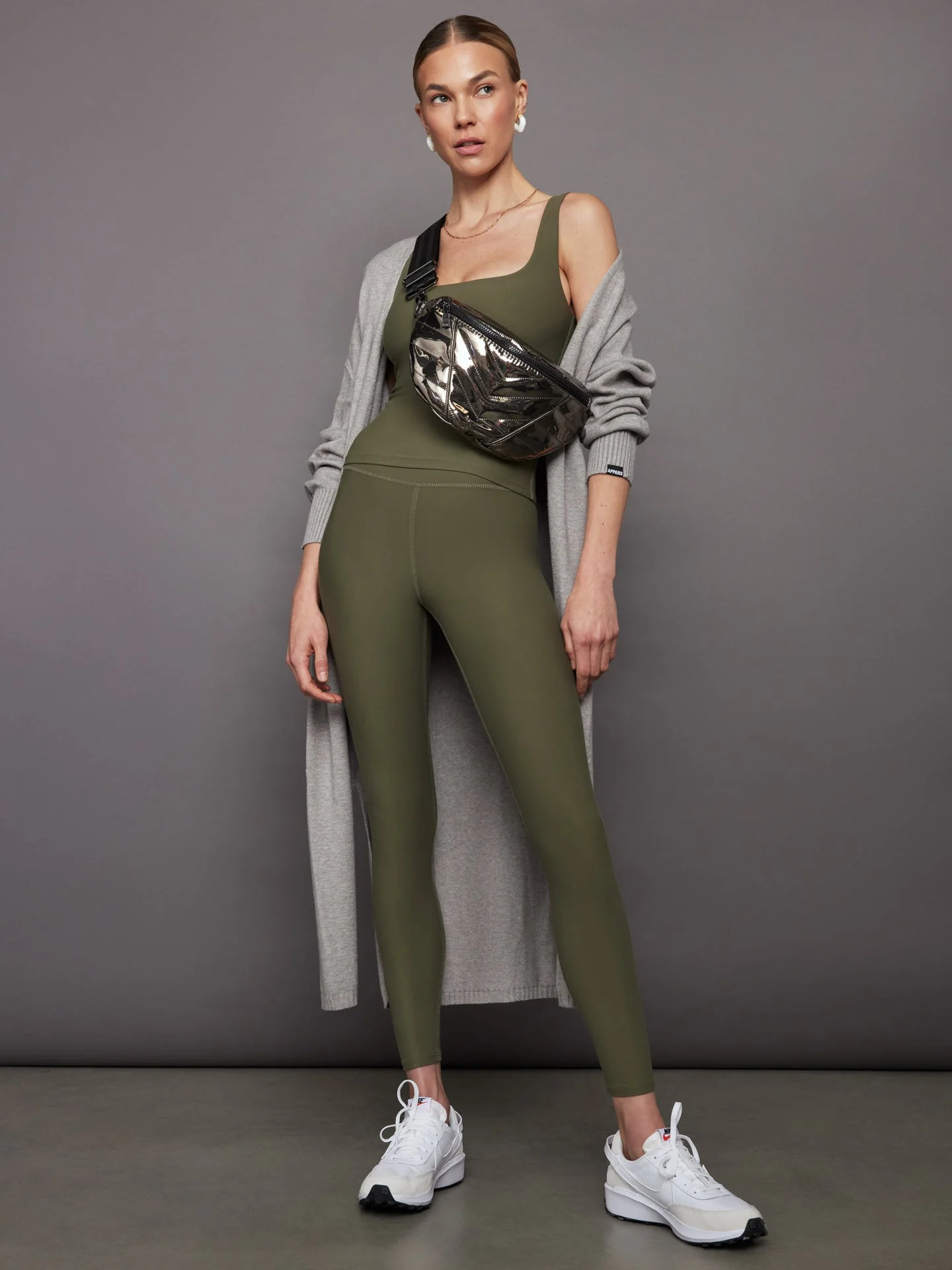 Carbon38 | High Rise Legging in Melt | Olive - Image 5