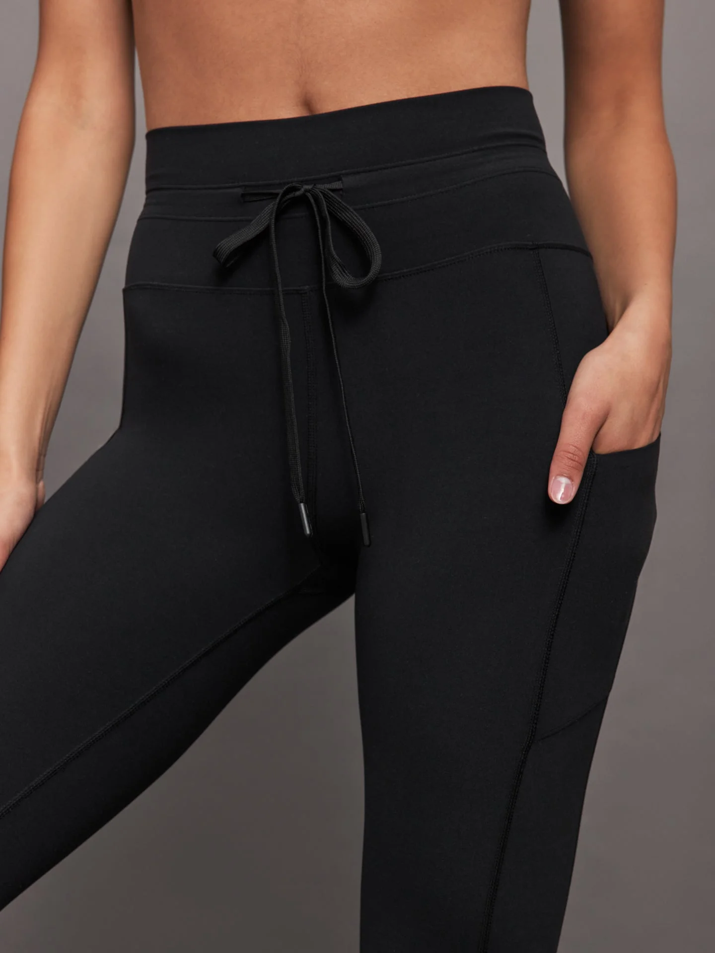 High Rise Pocket Legging in Melt | Black - Image 3