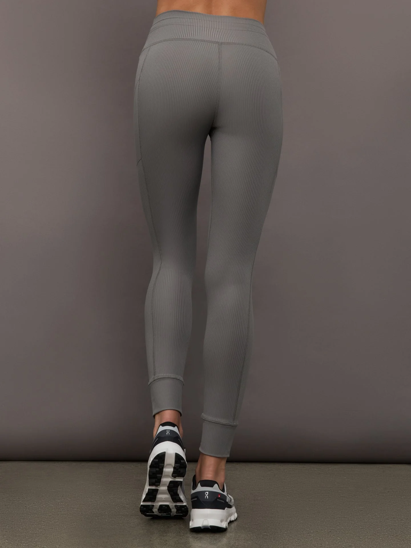 High Rise Pocket Legging in Ribbed Melt | Steel Grey - Image 4