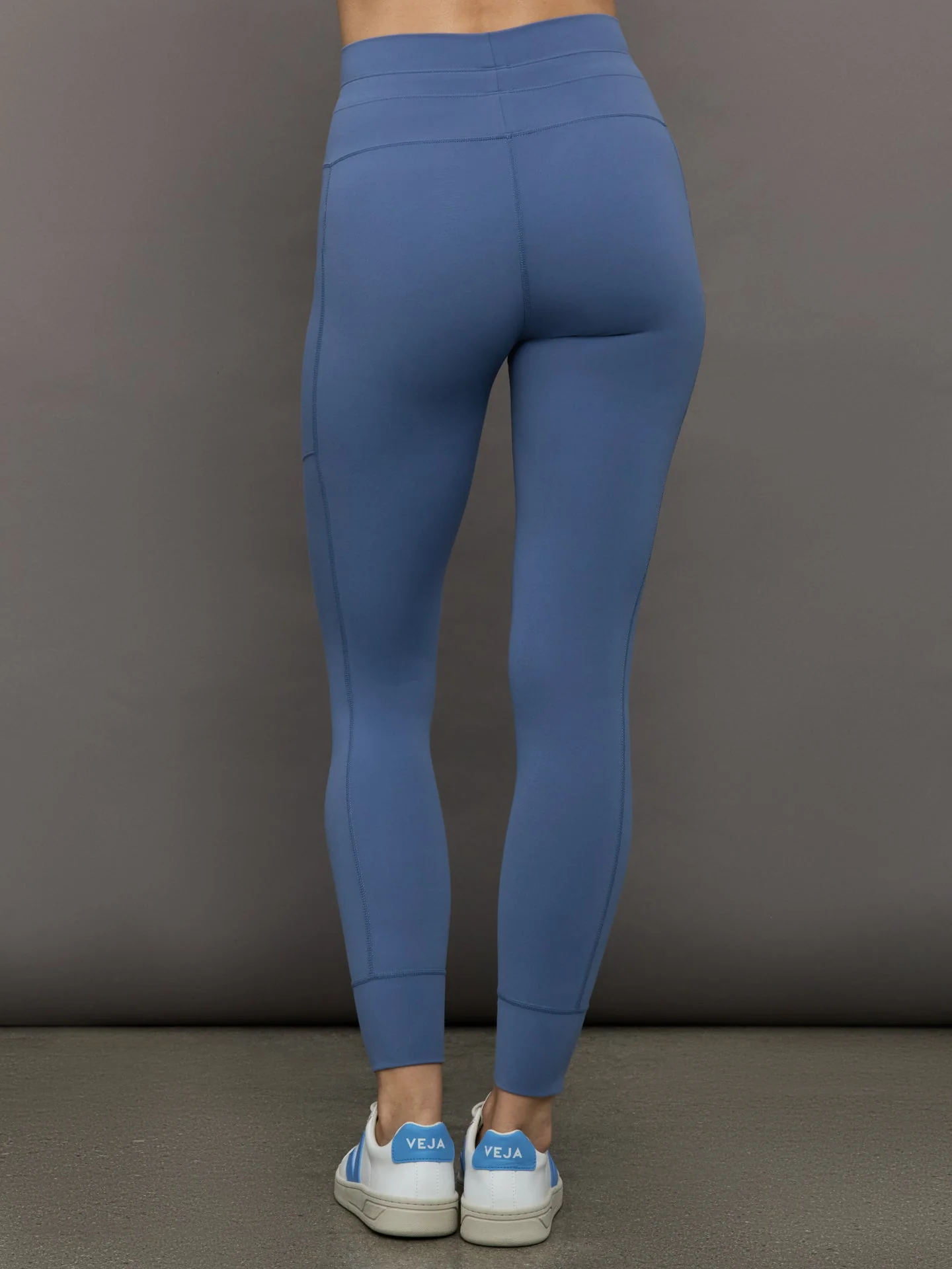 Carbon38 | High Rise Sport Pocket Legging in Melt | Blue Horizon - Image 4