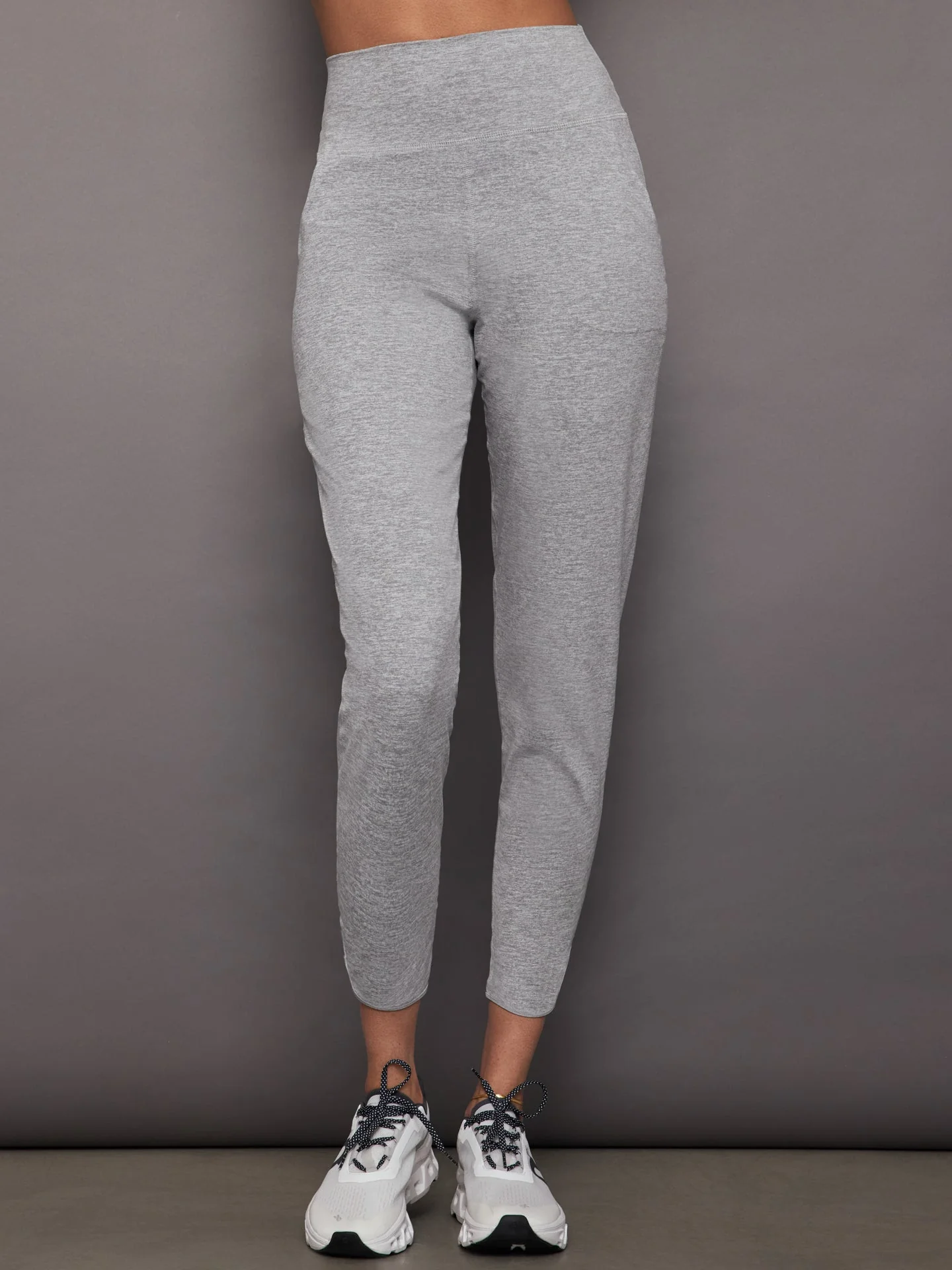 Carbon38 | Jogger in Heather Melt | Silver Heather