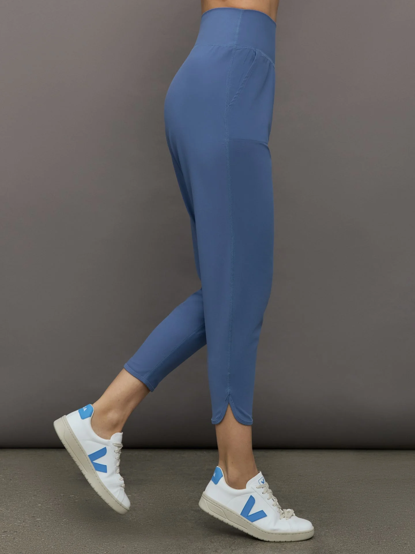 Carbon38 | Jogger in Melt | Blue Horizon - Image 3