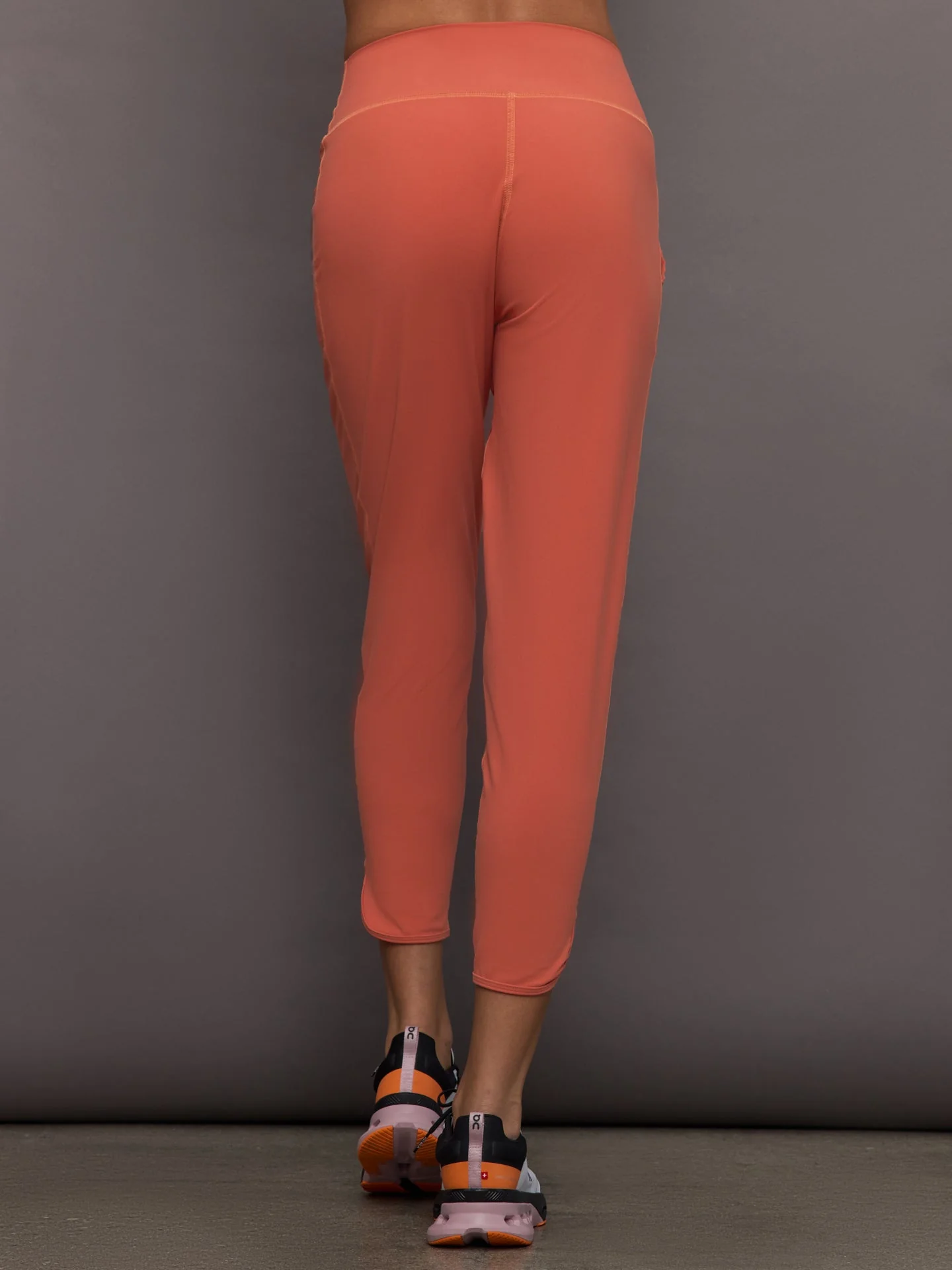 Carbon38 | Jogger in Melt | Burnt Sienna - Image 5
