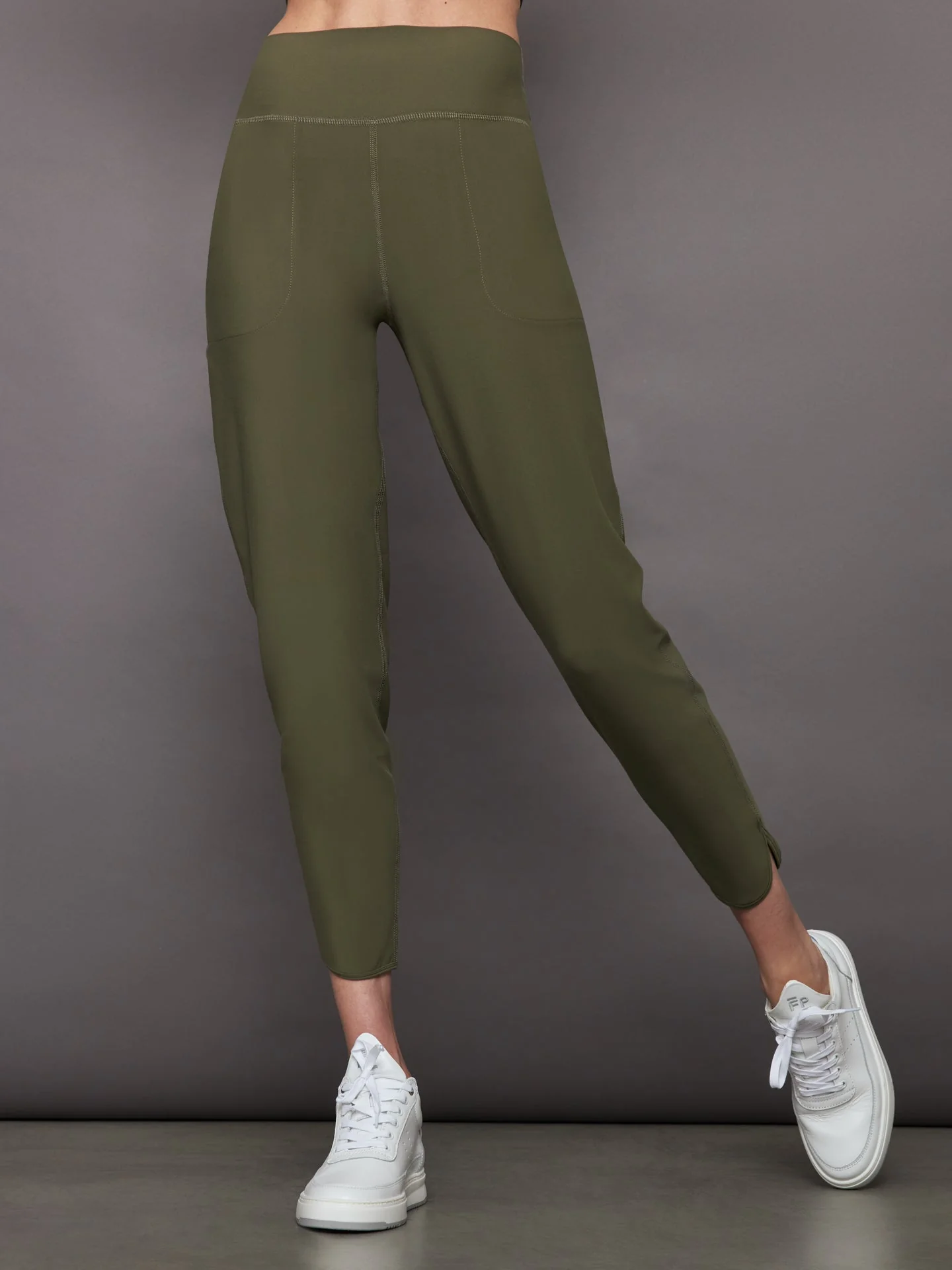 Carbon38 | Jogger in Melt | Olive - Image 3