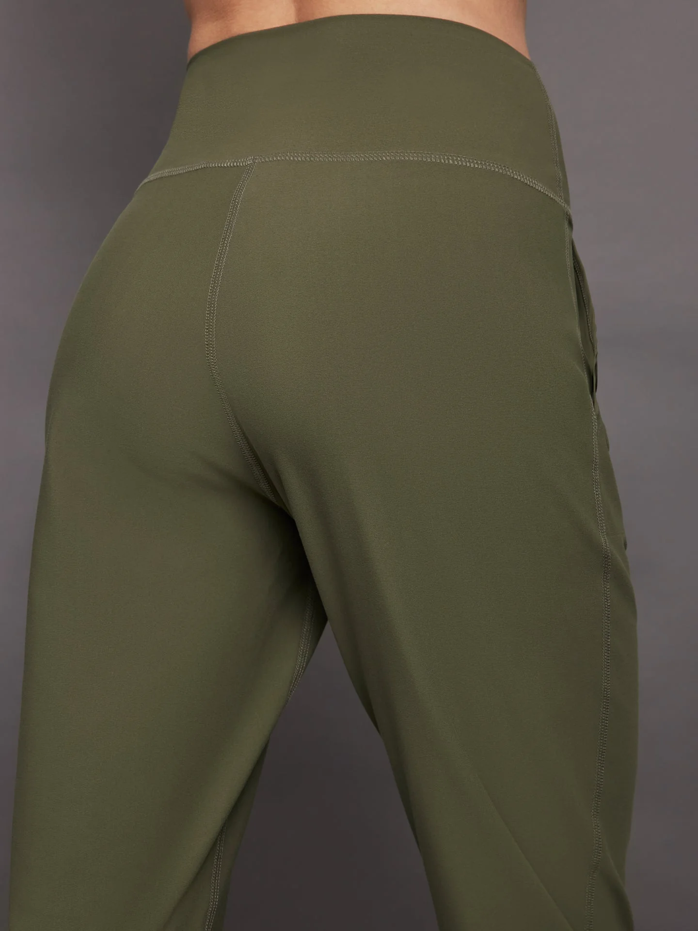 Carbon38 | Jogger in Melt | Olive - Image 5