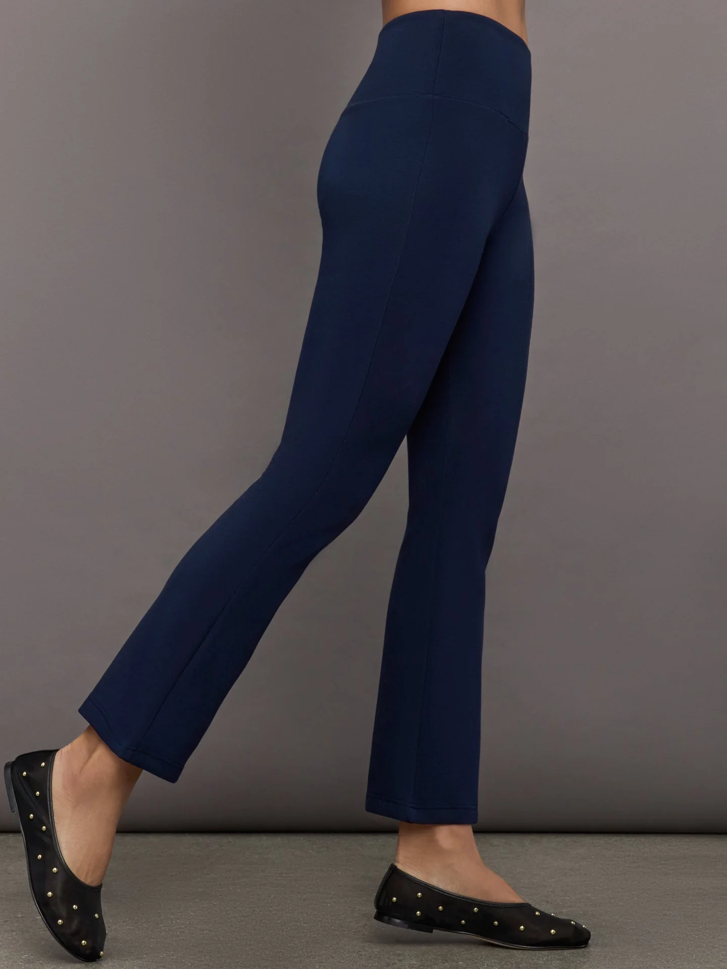 Carbon38 | Kick Flare Pant in Scuba | Navy - Image 3