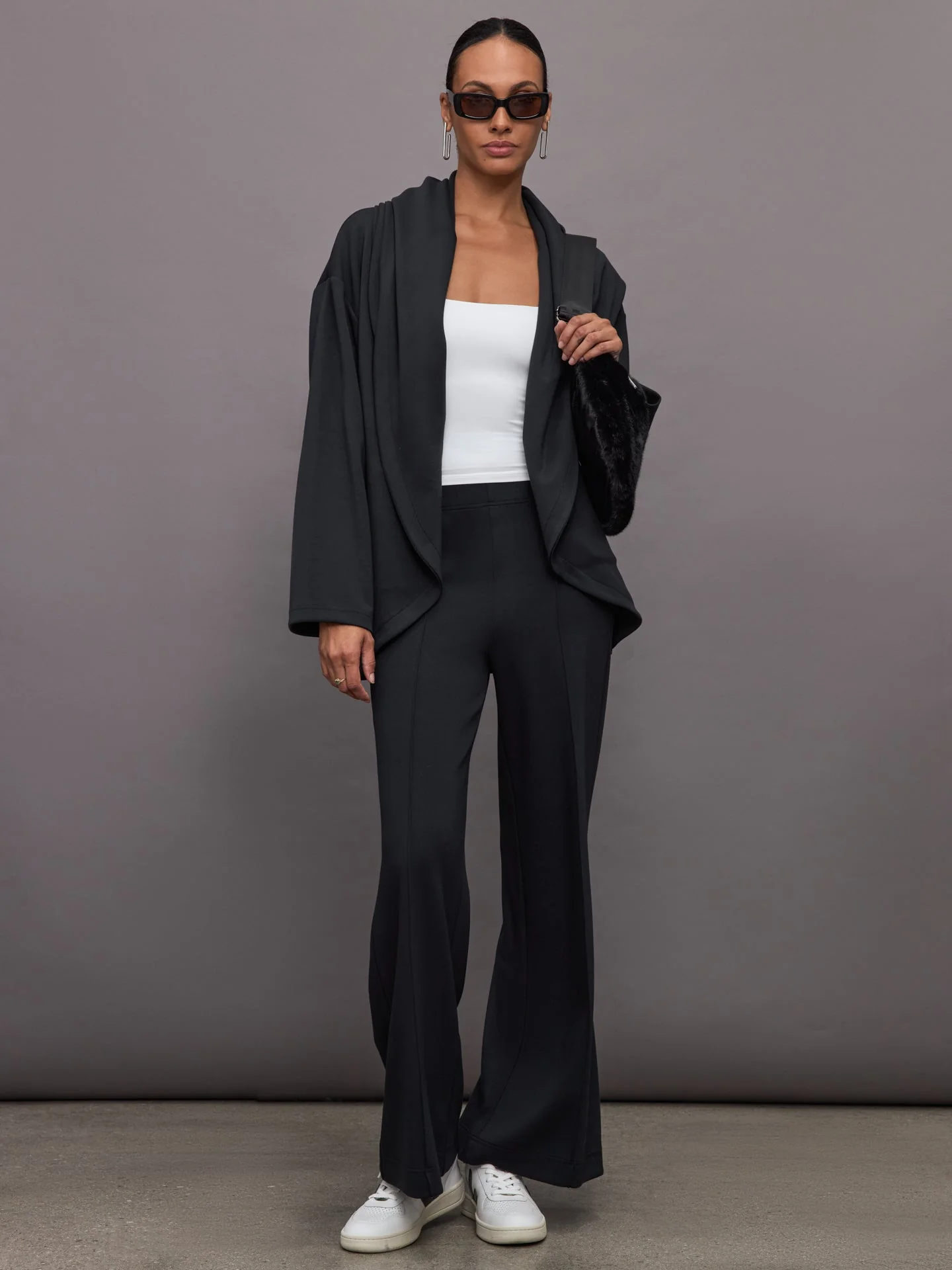 Carbon38 | Knit Cocoon Cardigan in Interlock | Black - Image 2