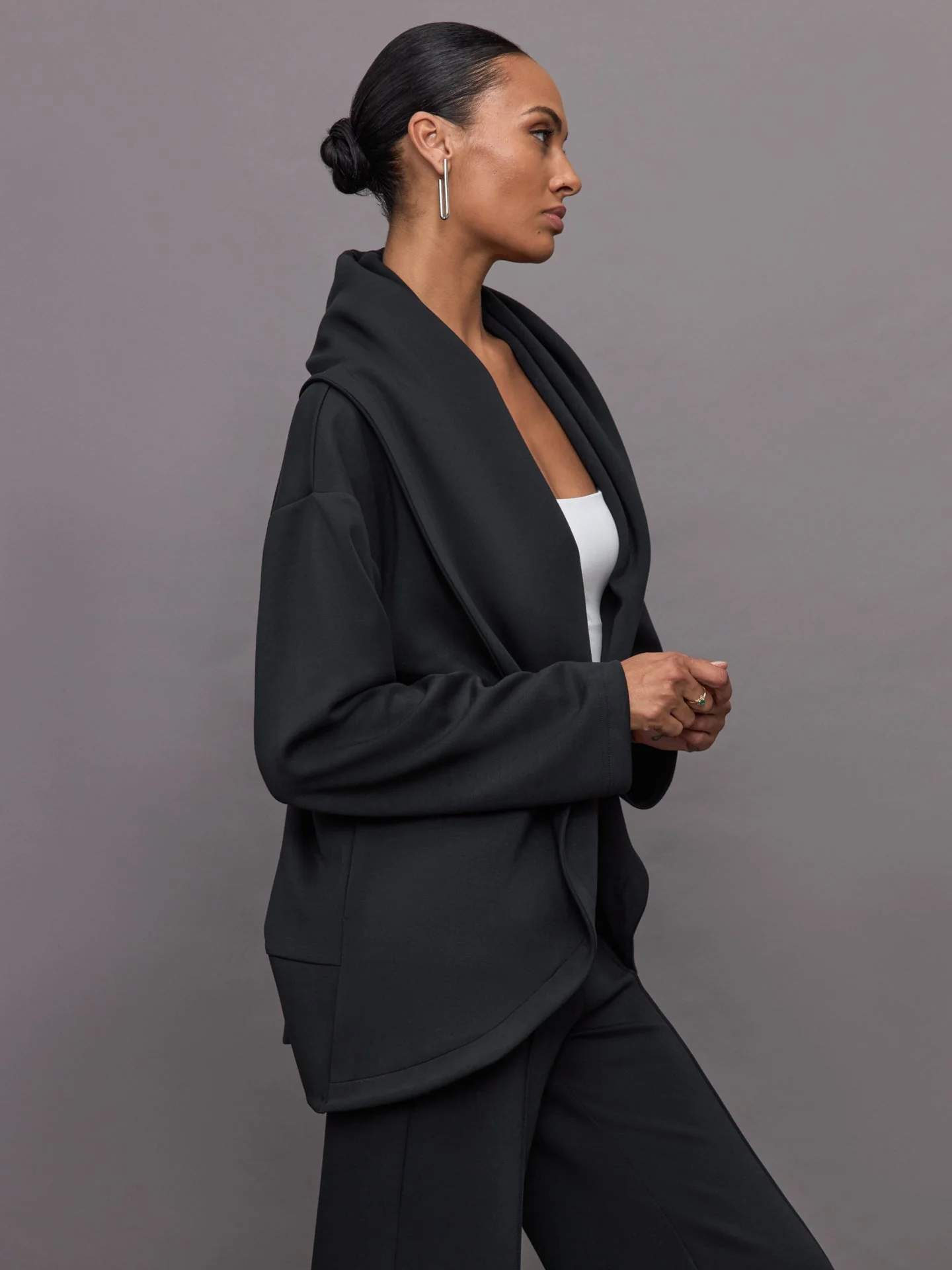 Carbon38 | Knit Cocoon Cardigan in Interlock | Black - Image 3