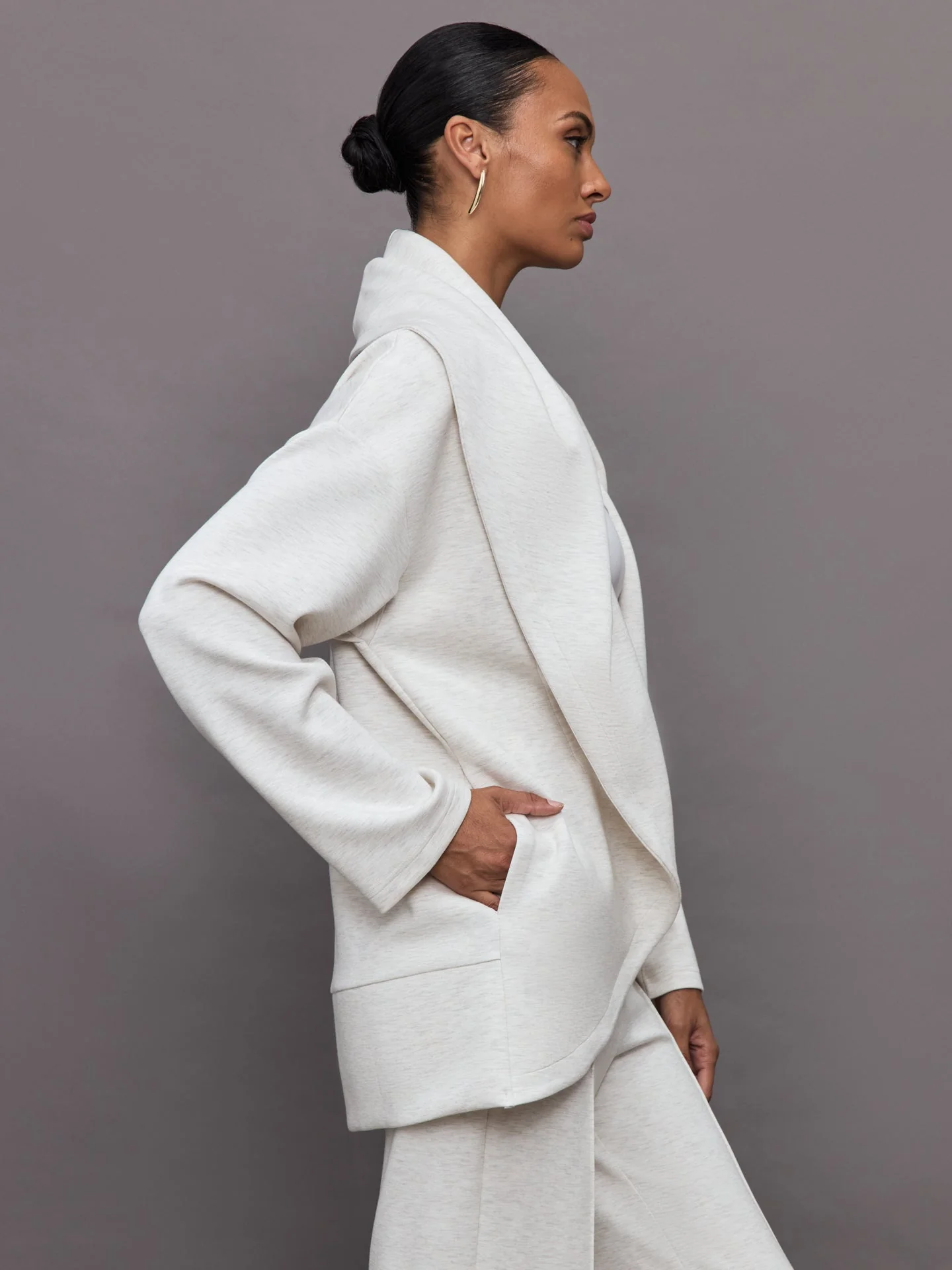 Carbon38 | Knit Cocoon Cardigan in Interlock | Moonbeam Heather - Image 4