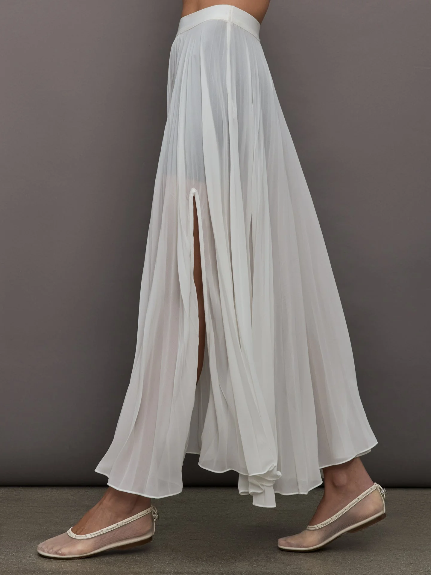 Mesh Pleated Skirt | Ivory - Image 3