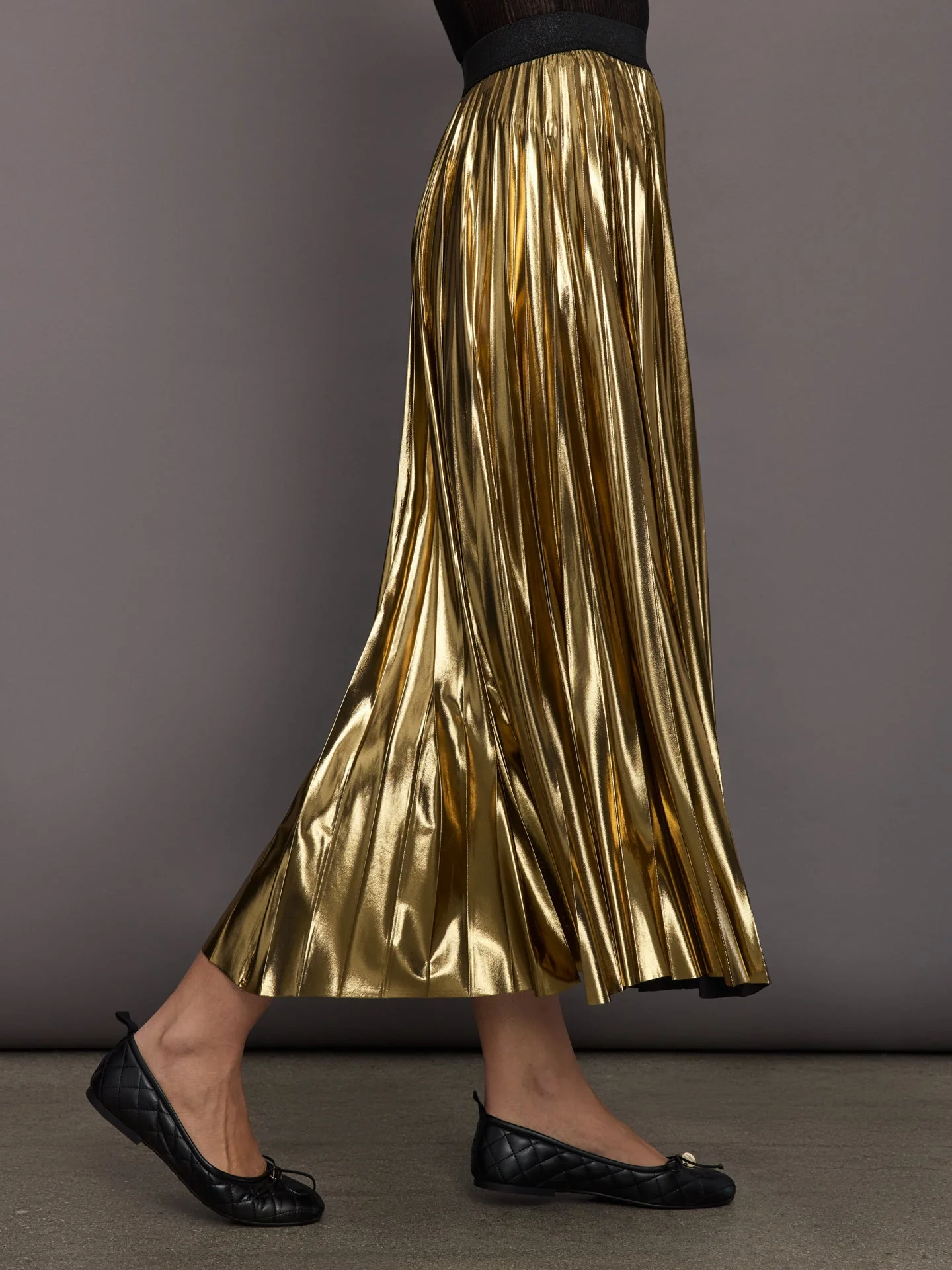 Carbon38 | Metallic Pleated Skirt | Gold - Image 3