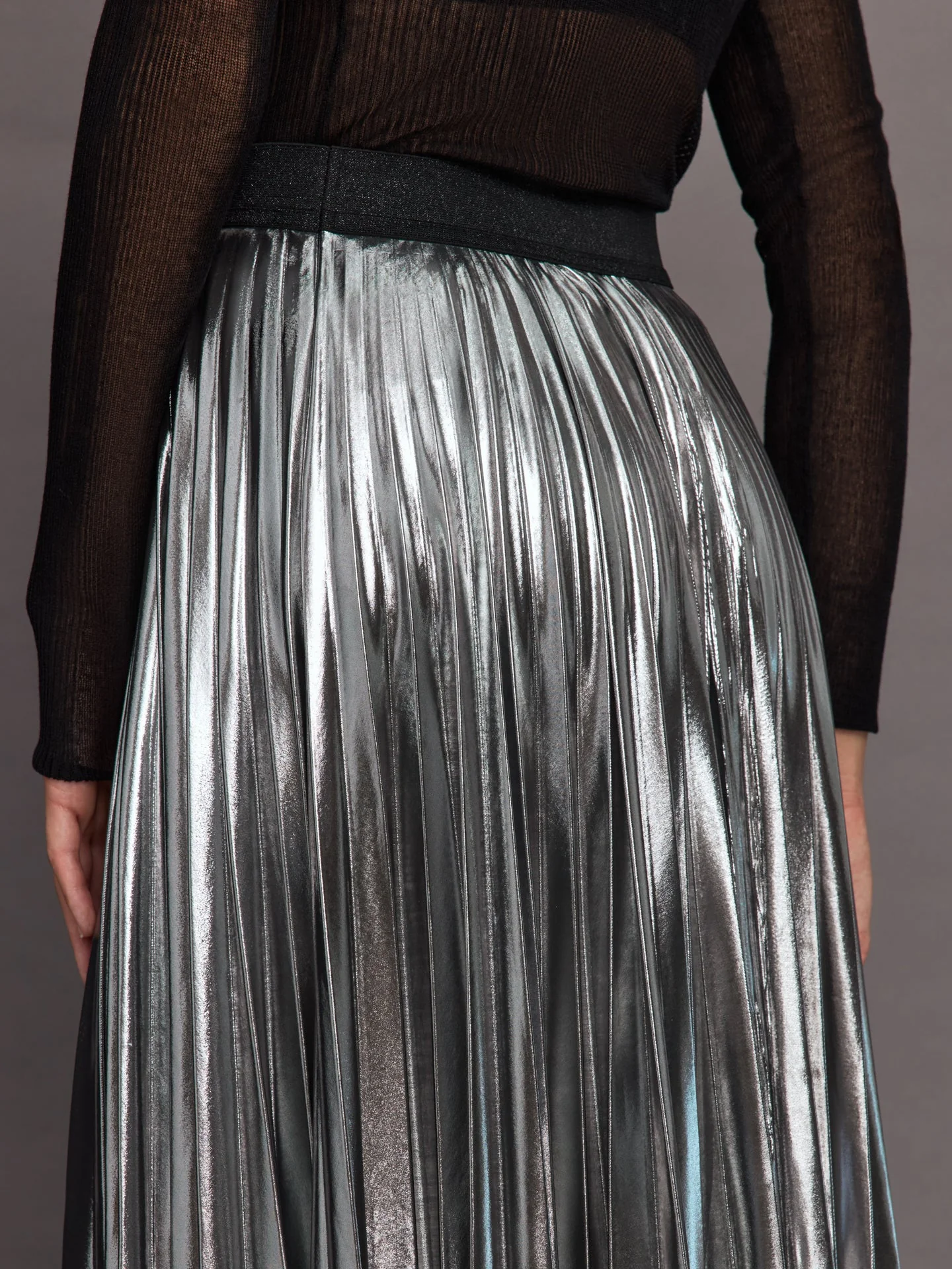 Carbon38 | Metallic Pleated Skirt | Silver - Image 5
