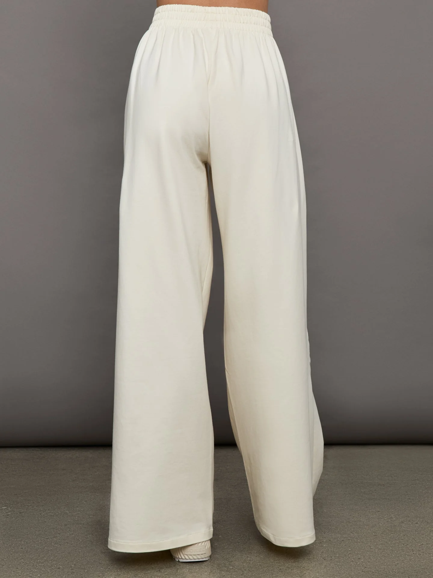 Norma Kamali | Boyfriend Elephant Sweatpants | Cream - Image 4
