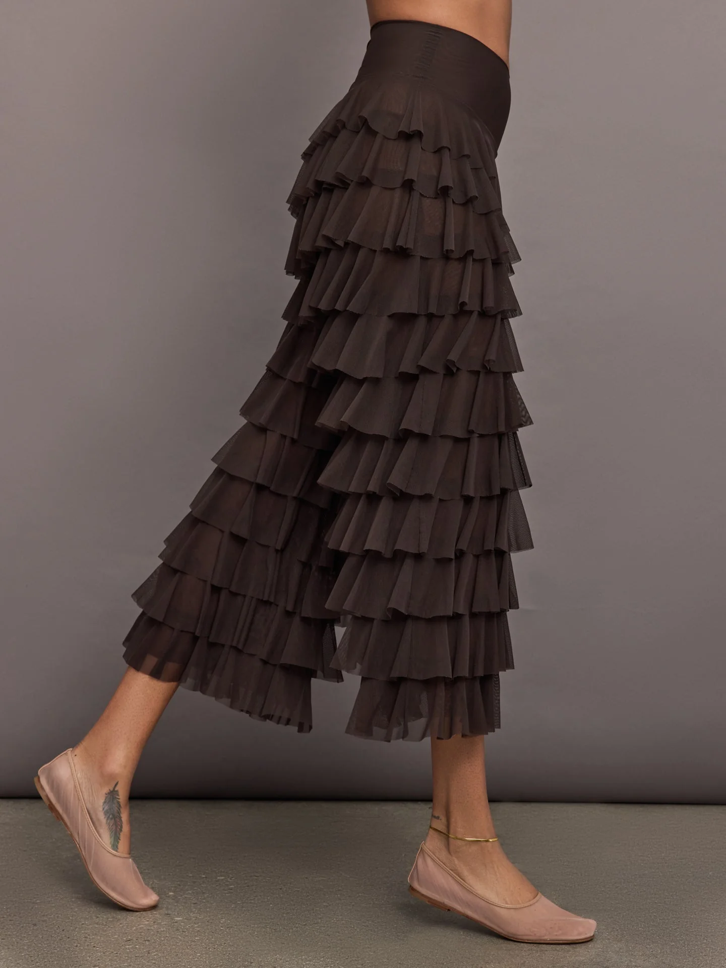 Norma Kamali | Wide Leg Ruffle Pant | Espresso - Image 3