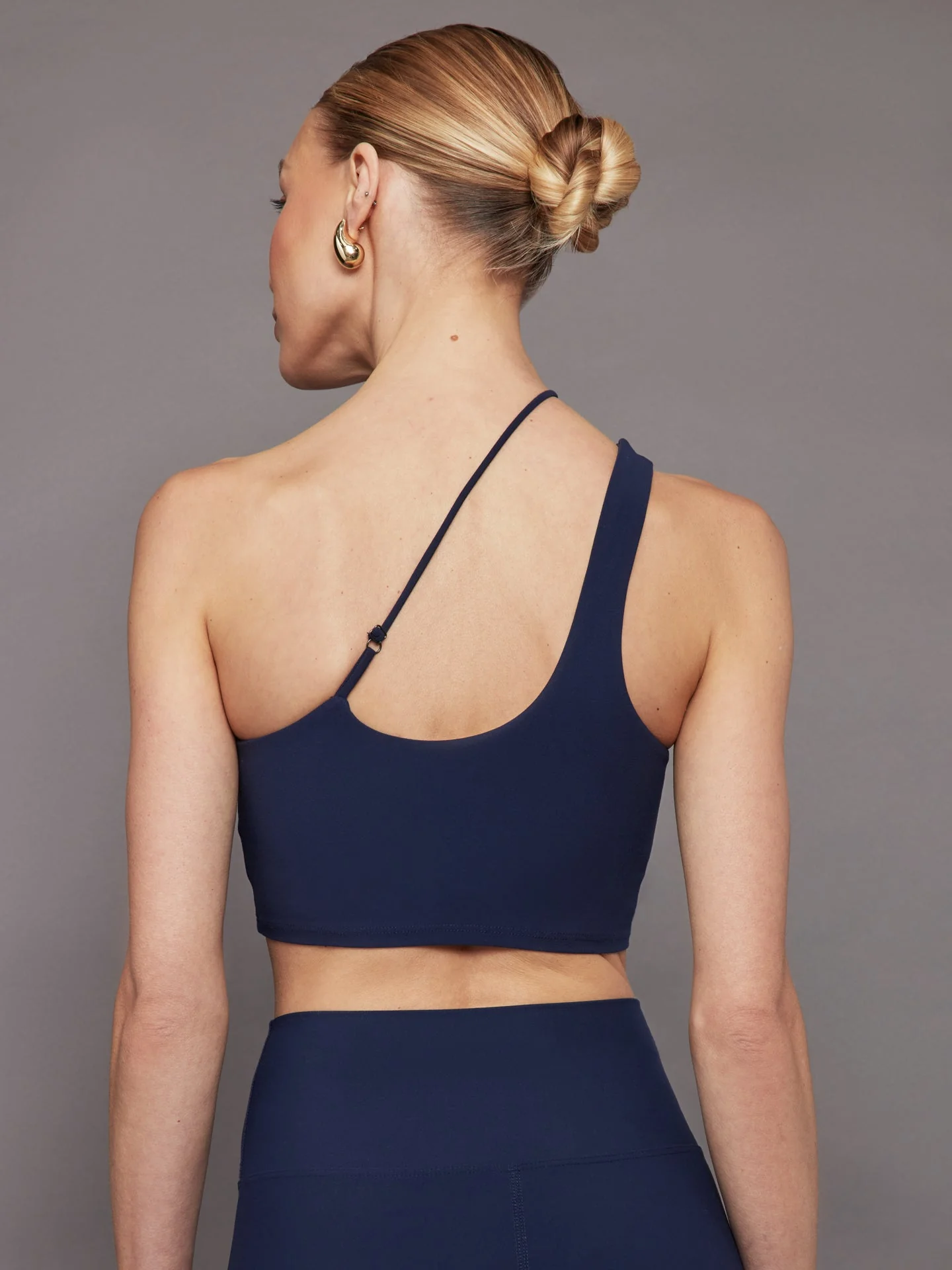 Carbon38 | One Shoulder Convertible Bra Top in Melt | Navy Blazer - Image 3