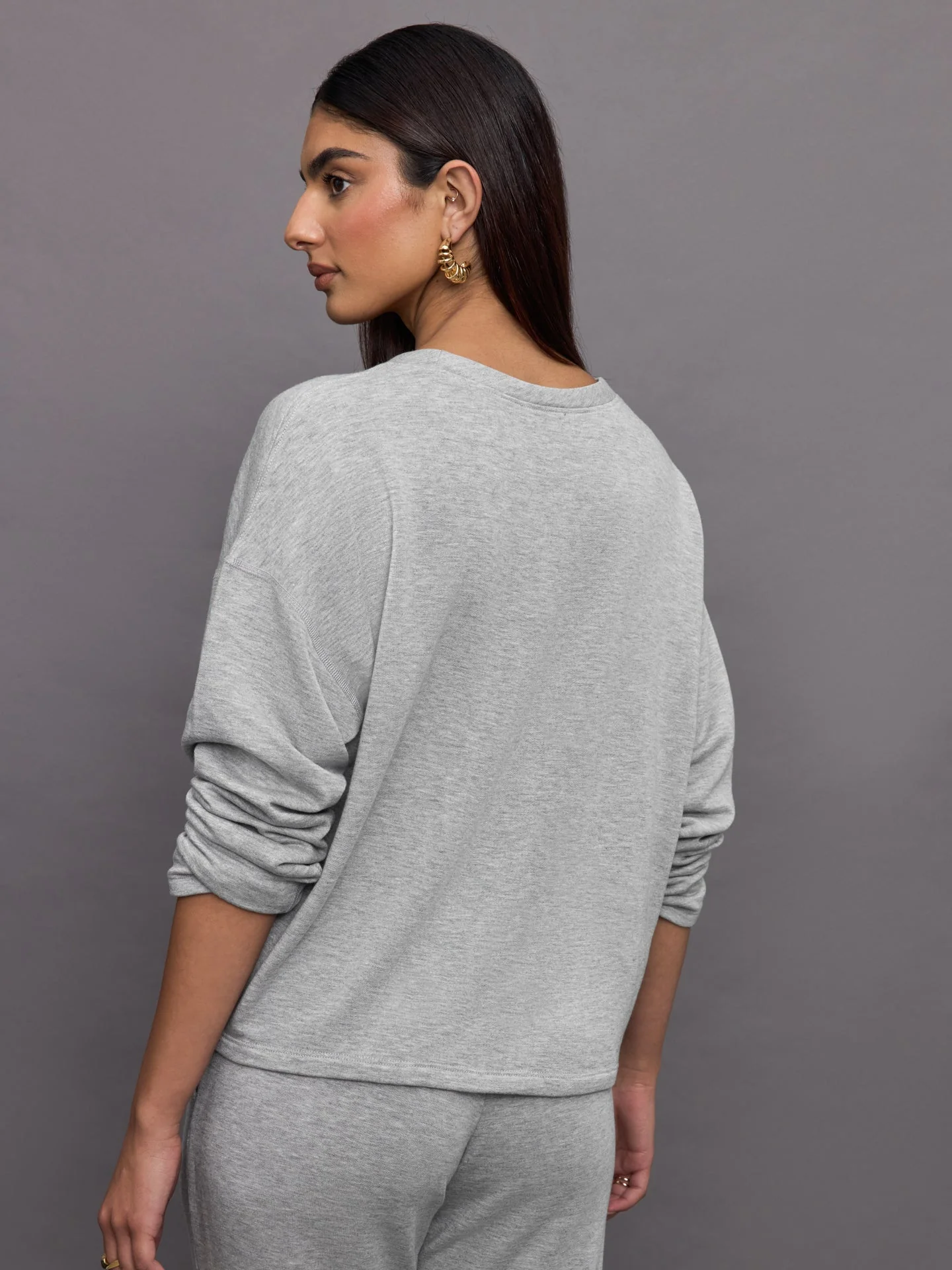 Carbon38 | Pullover Sweatshirt | Heather Grey - Image 4