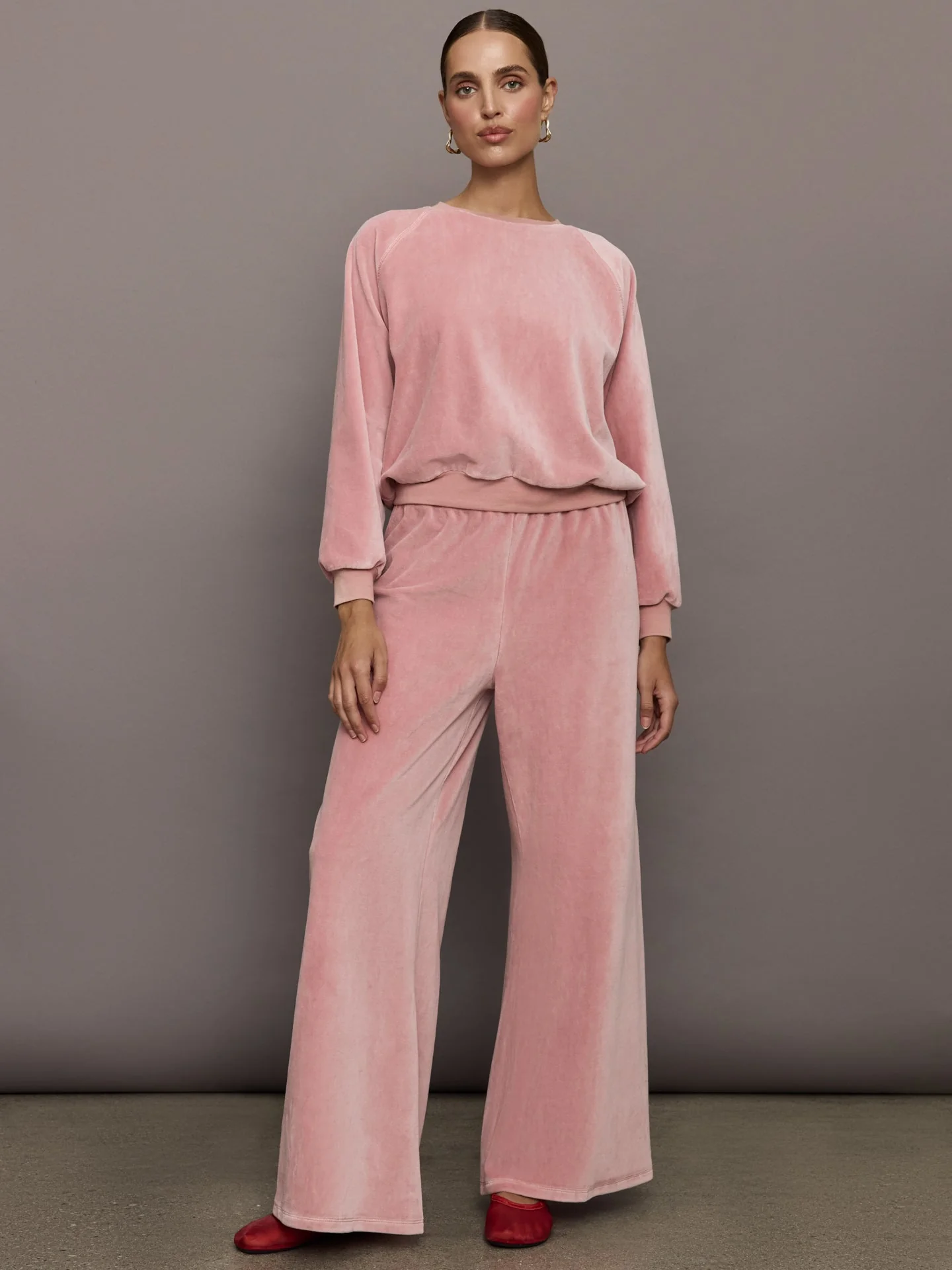 Carbon38 | Raglan Pullover in Velour | Blush - Image 2