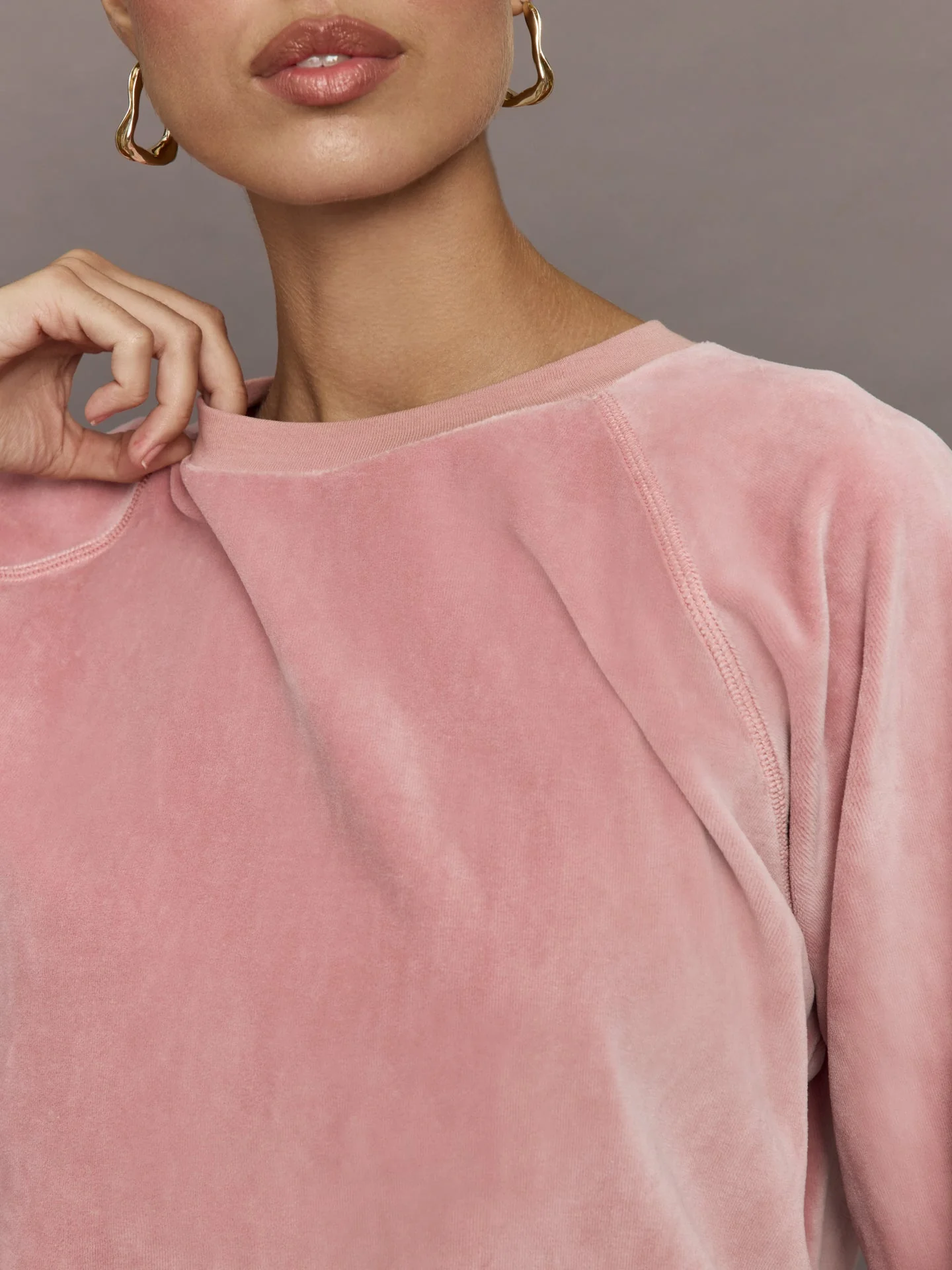 Carbon38 | Raglan Pullover in Velour | Blush - Image 3