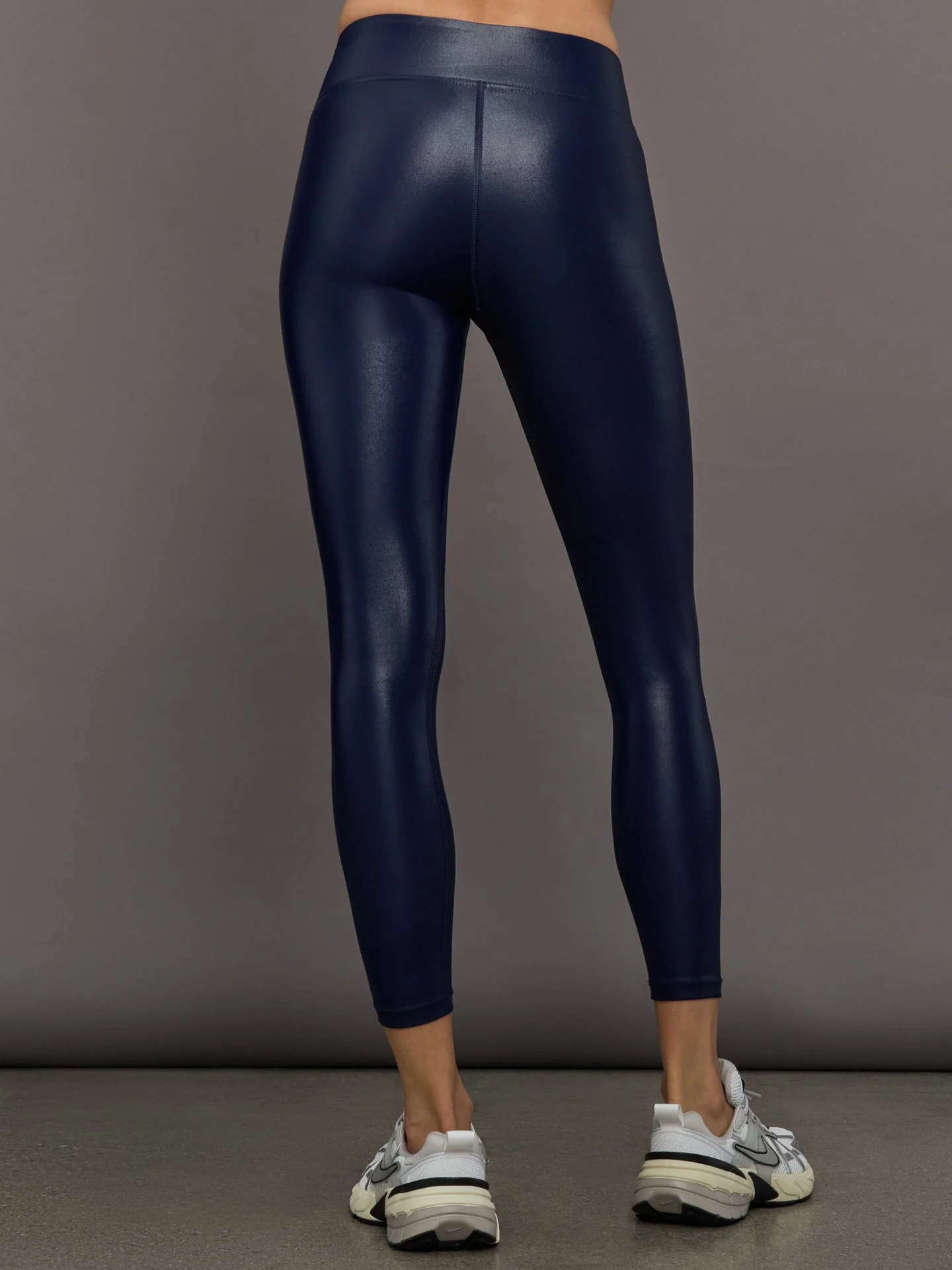 Regular Rise 7/8 Legging in Takara Shine | Navy Blazer - Image 4