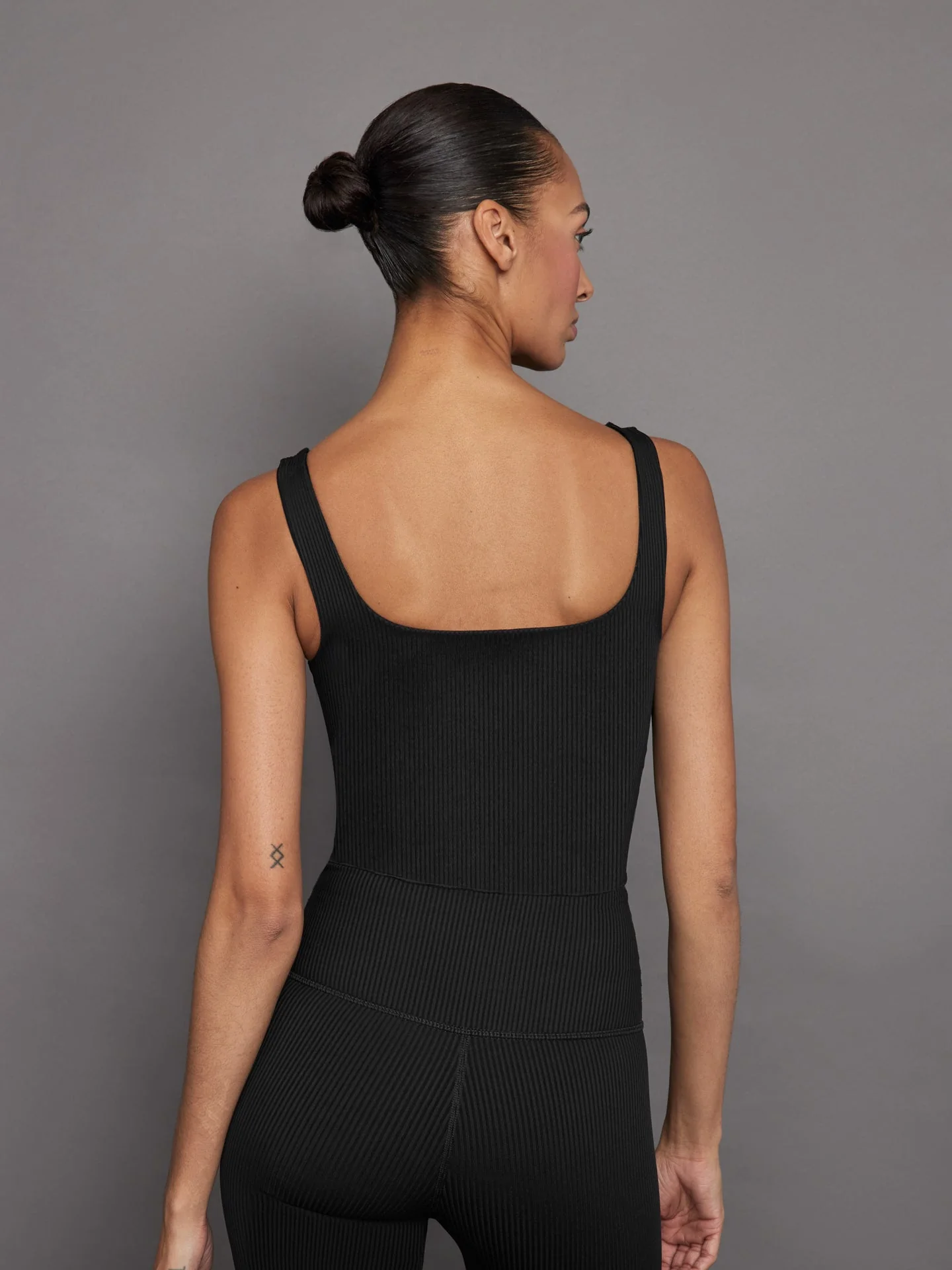 Carbon38 | Ribbed Tank | Black - Image 2