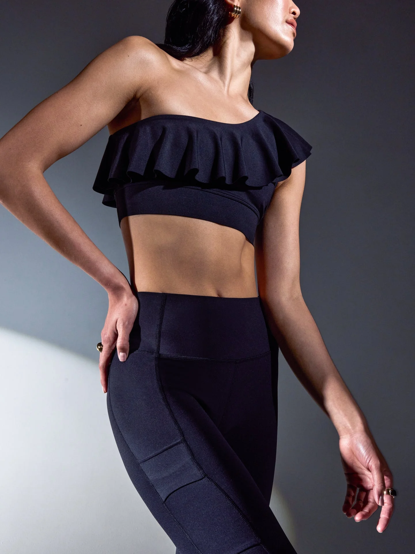Carbon38 | Ruffle One Shoulder Bra in Diamond Compression | Black - Image 3