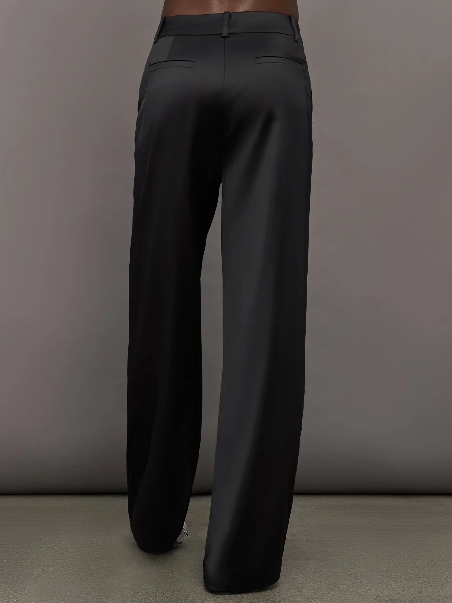 Carbon38 | Satin Straight Leg Pant | Black - Image 4