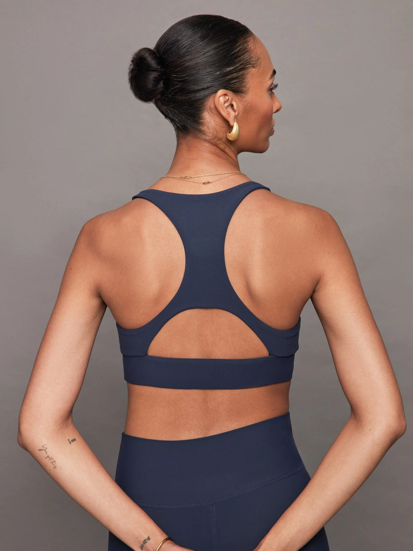 Carbon38 | Scoop Racerback Bra in Melt | Navy - Image 2