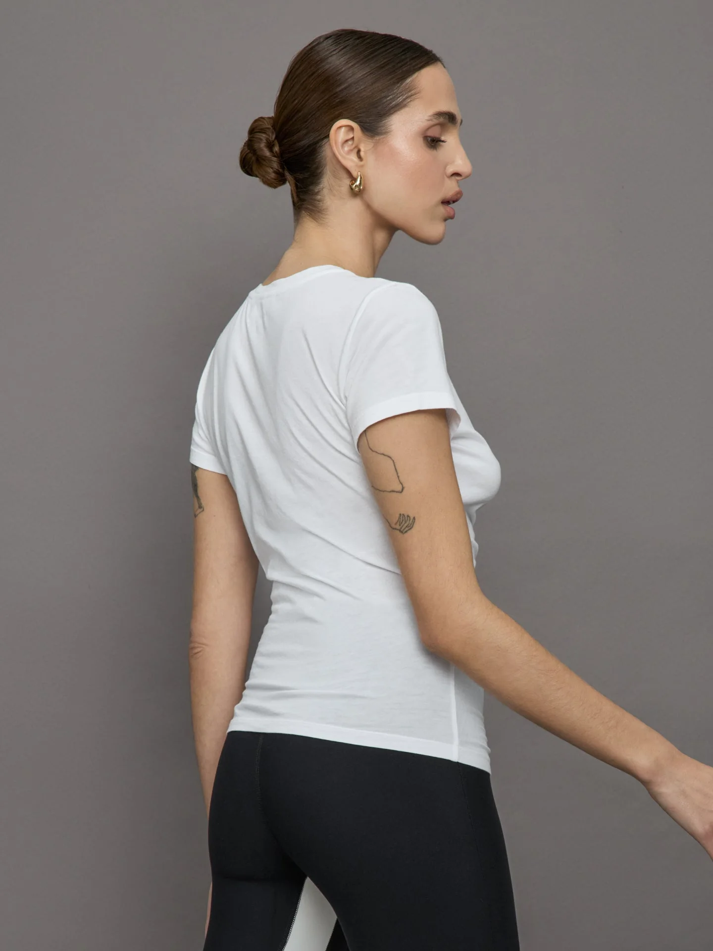 Carbon38 | Short Sleeve Ruched Front Tee | White - Image 3
