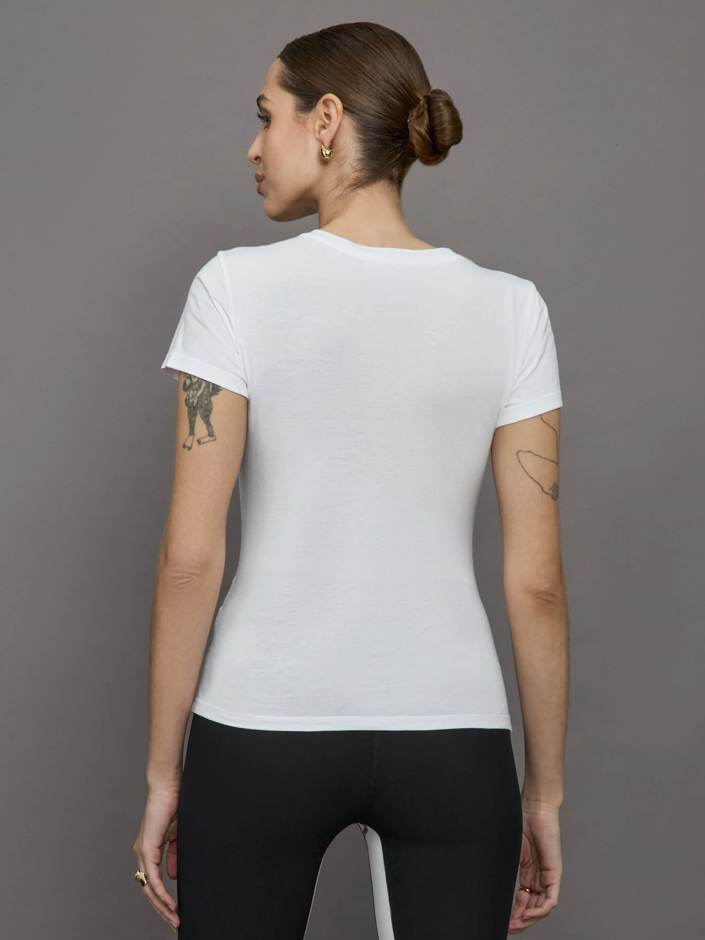 Carbon38 | Short Sleeve Ruched Front Tee | White - Image 4
