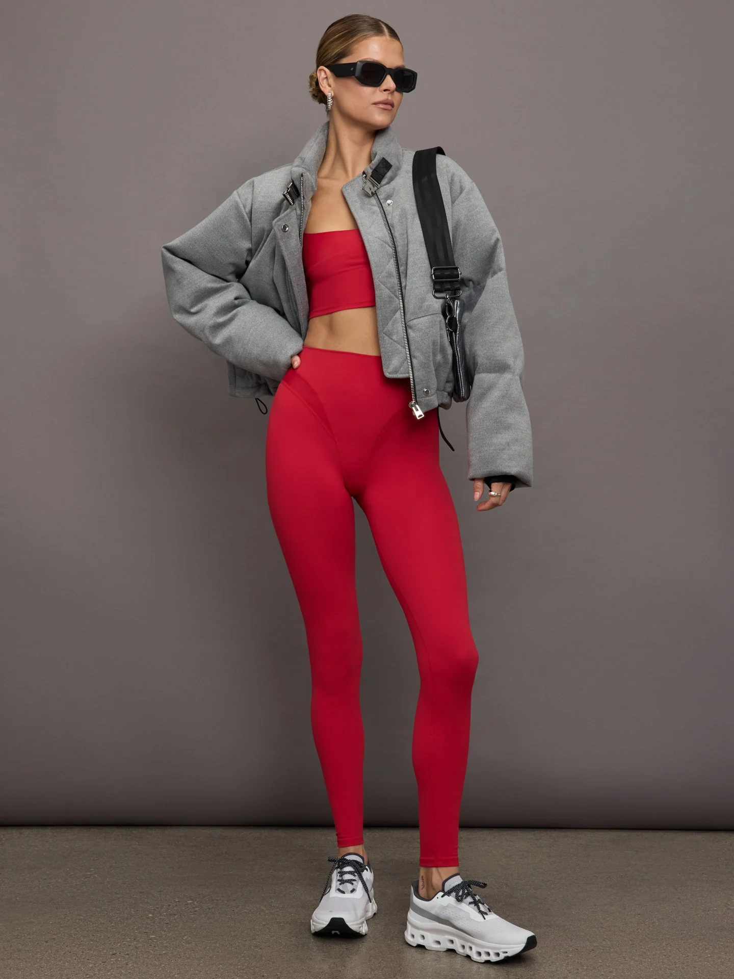 Carbon38 | Spliced Colorblock Shine Legging in Melt | Crimson Red - Image 2