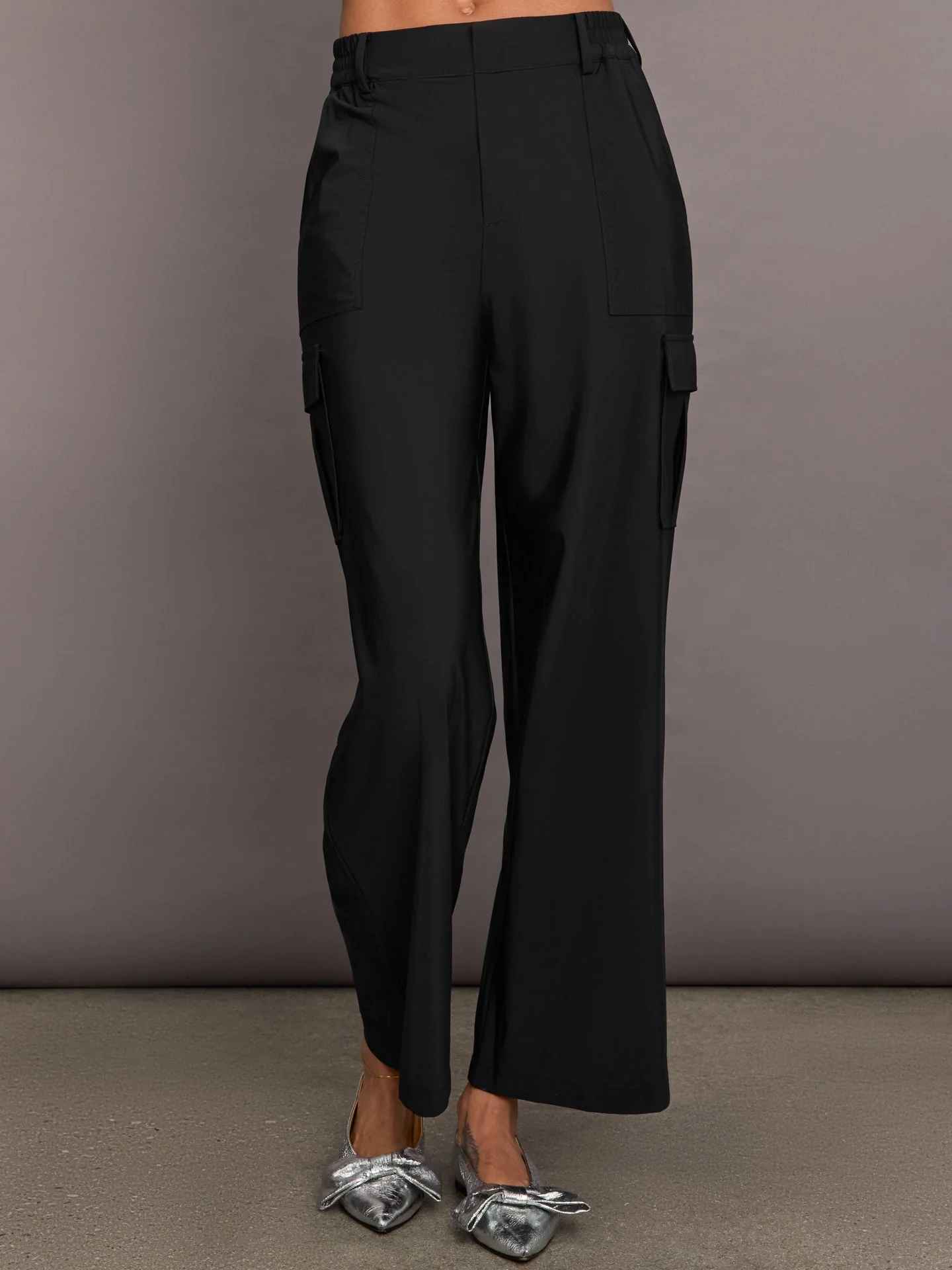 Carbon38 | Stretch Woven Wide Leg Cargo Pant | Black