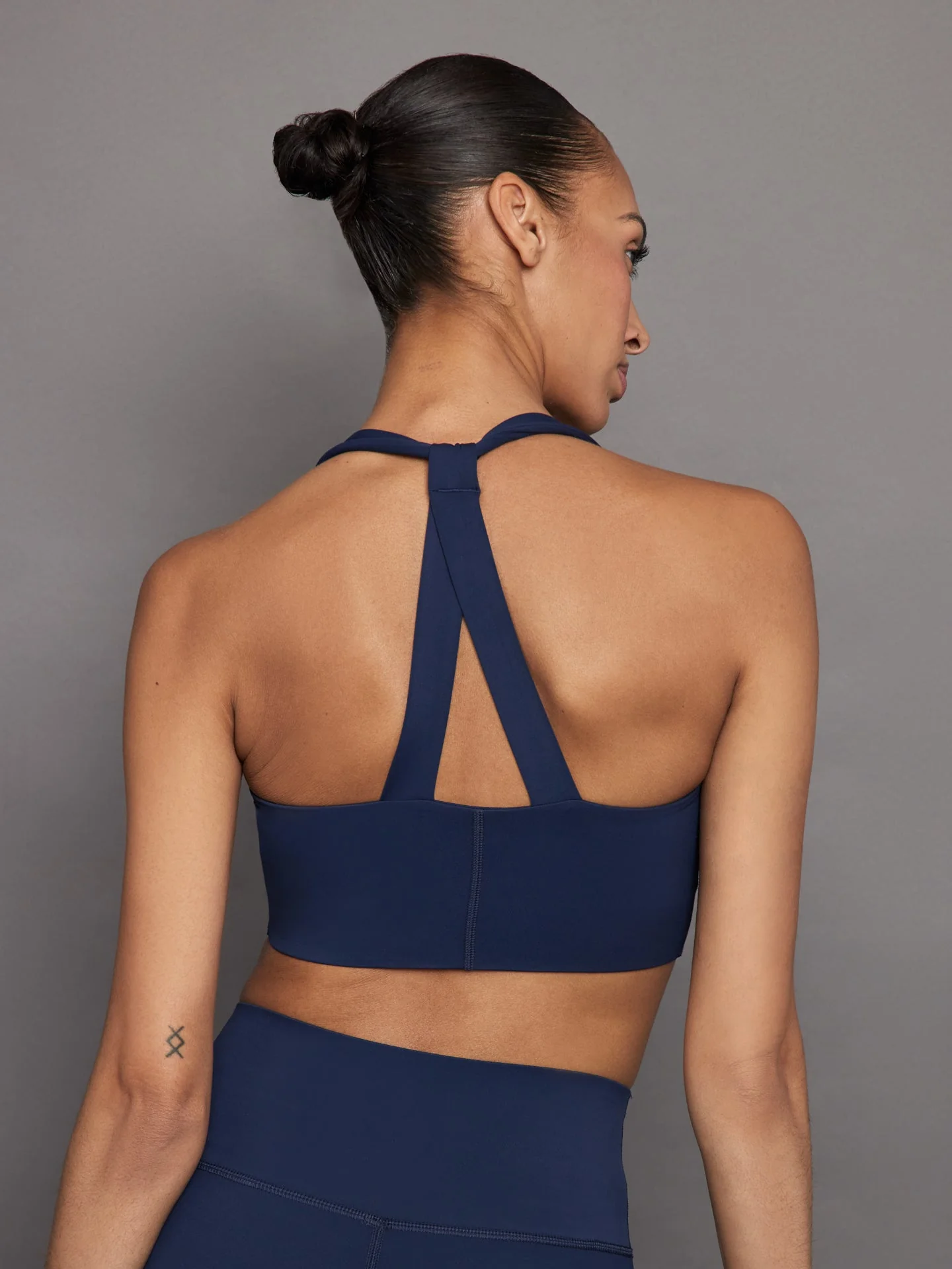 Carbon38 | T Back Bra in Diamond Compression | Navy Blazer - Image 2