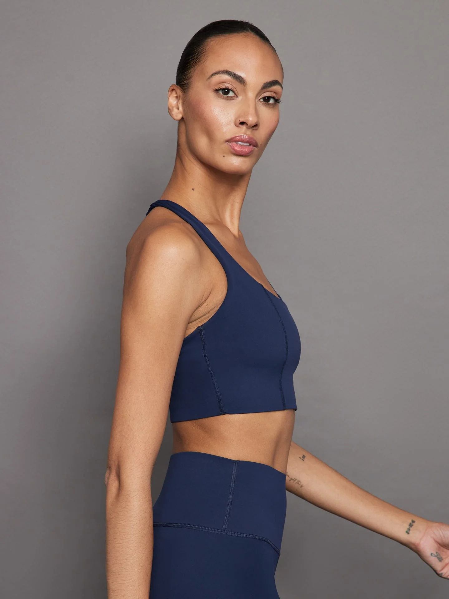 Carbon38 | T Back Bra in Diamond Compression | Navy Blazer - Image 3