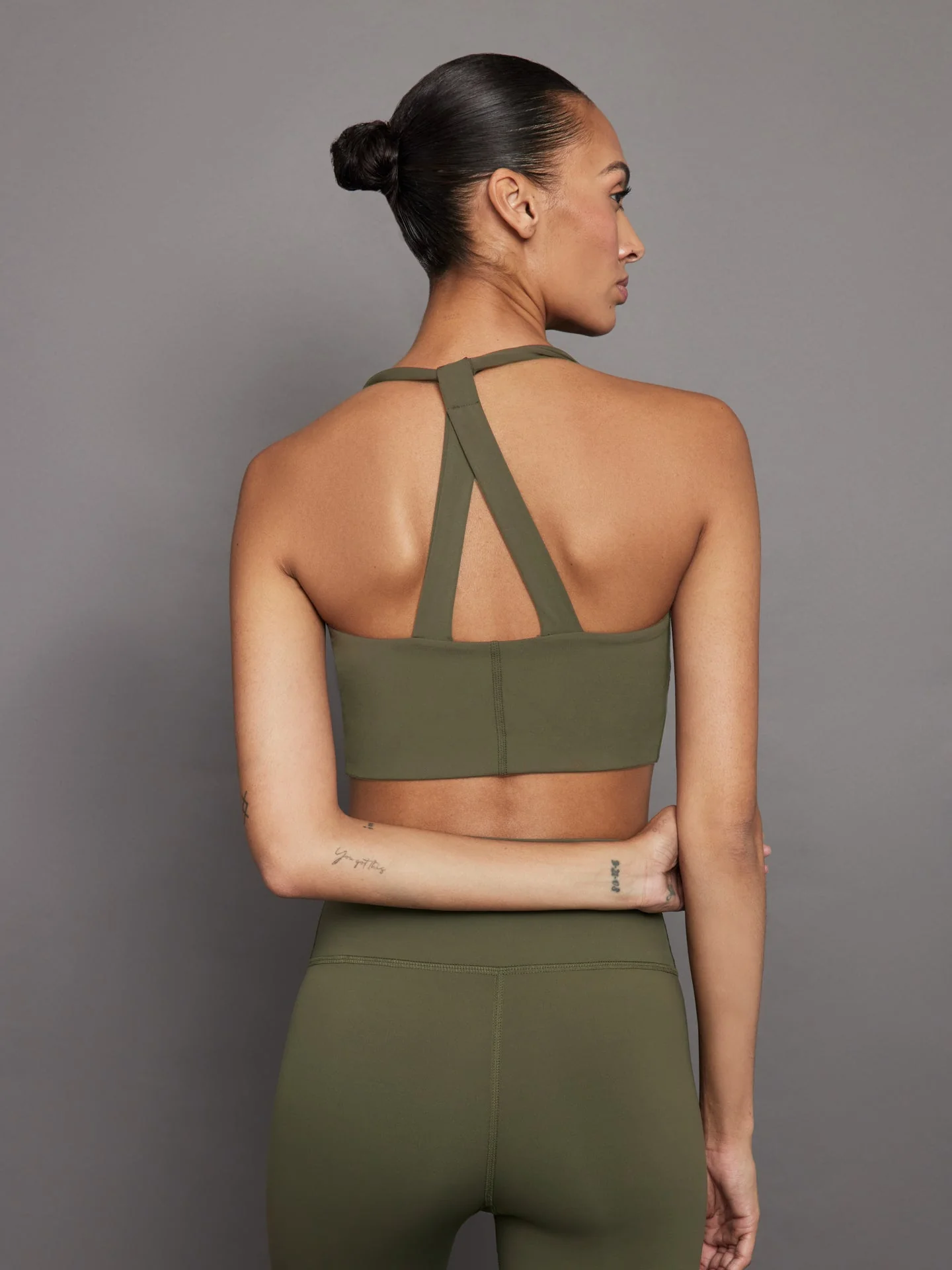 Carbon38 | T Back Bra in Diamond Compression | Olive - Image 2