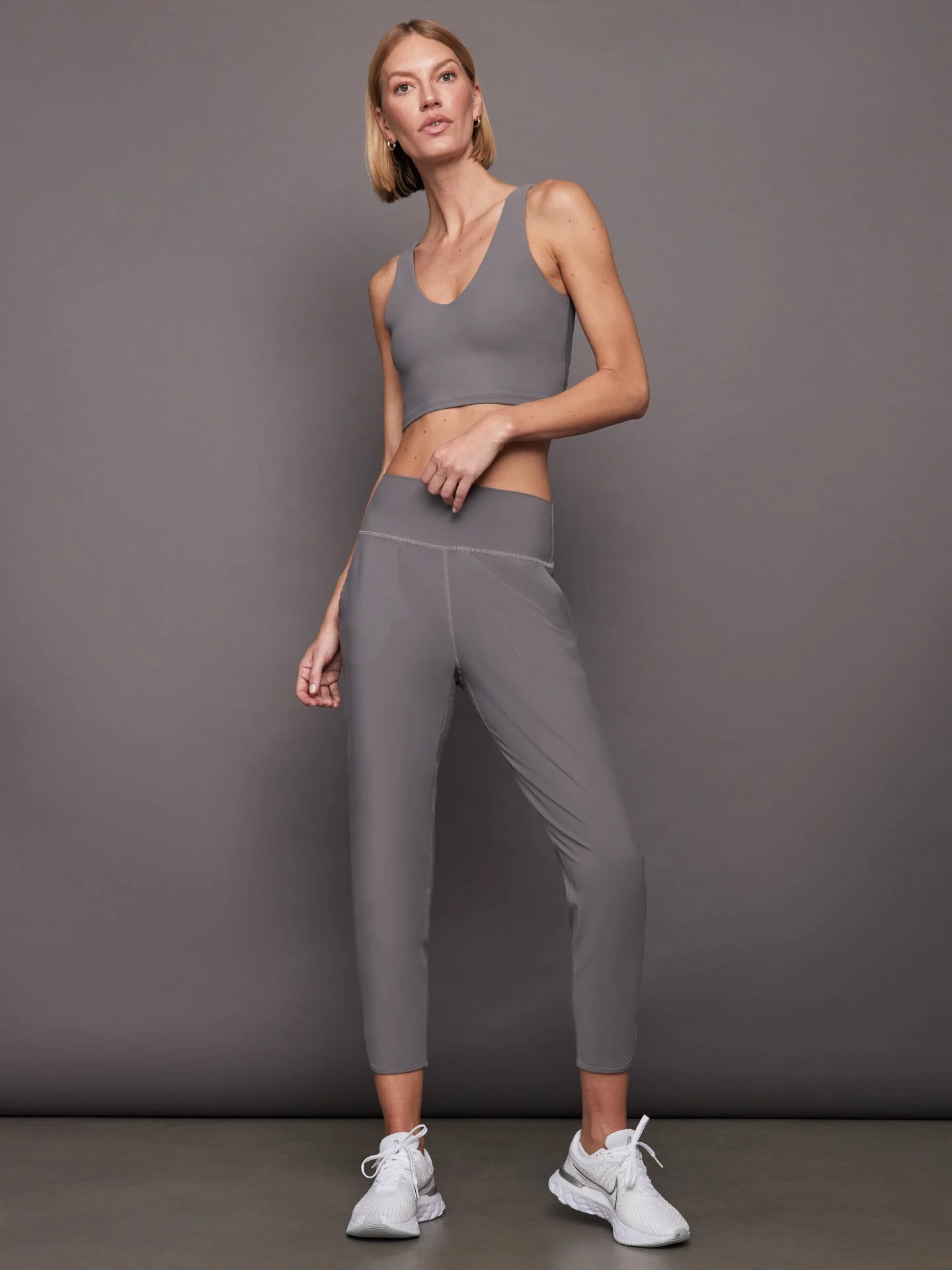 Carbon38 | V-Neck Longline Bra in Melt | Steel Grey - Image 5