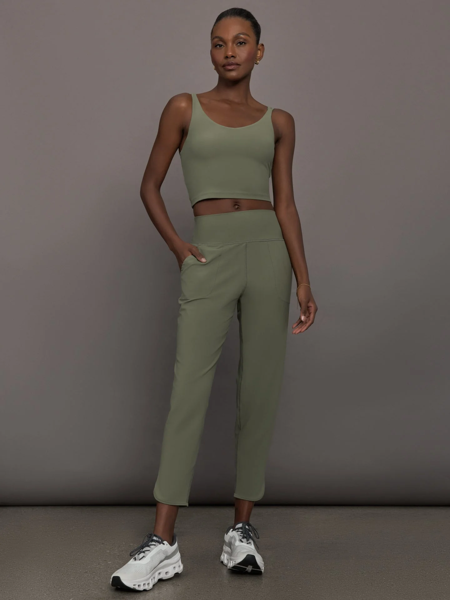 V-Neck Tank in Melt | Moss - Image 2