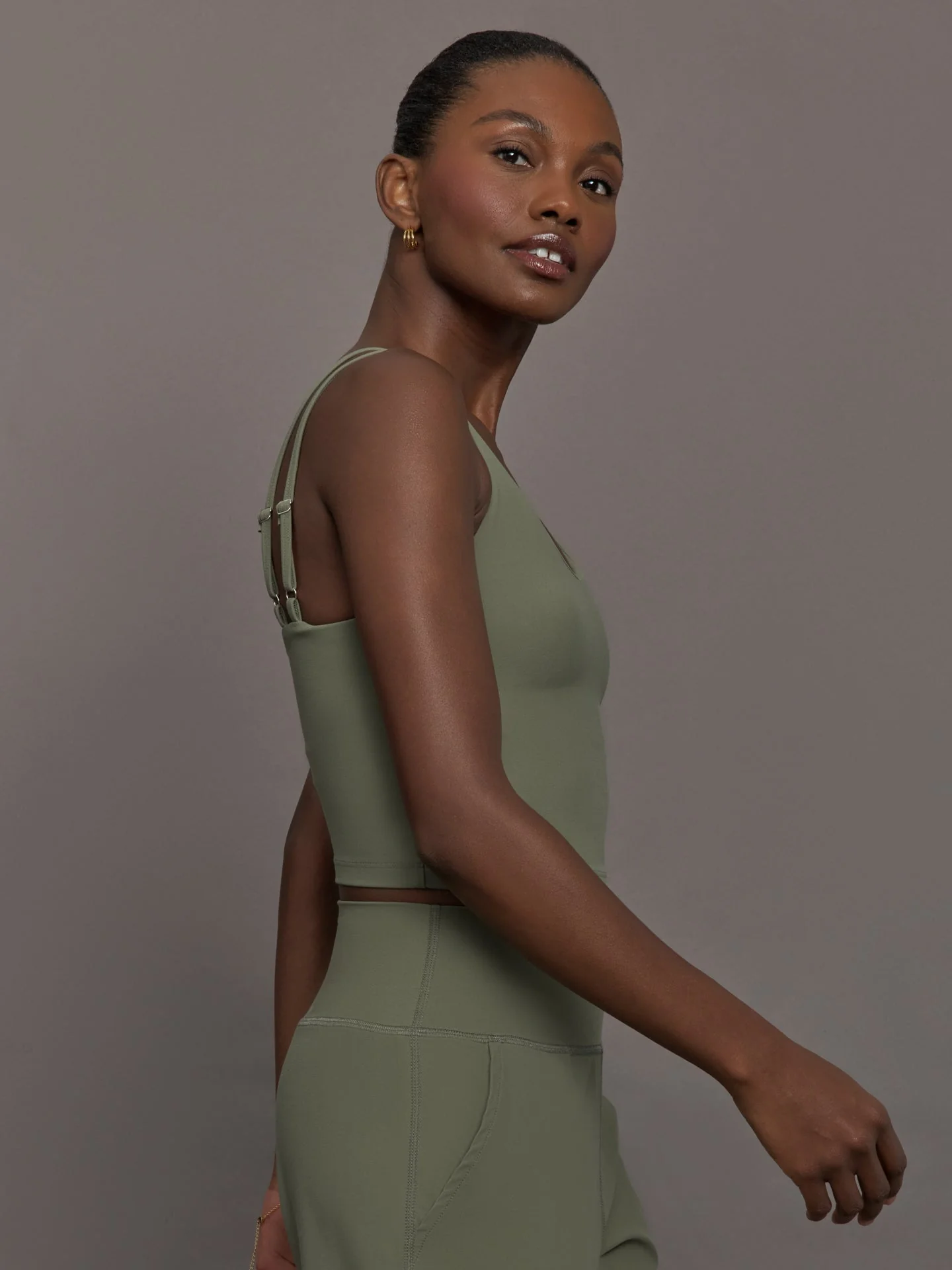 V-Neck Tank in Melt | Moss - Image 3