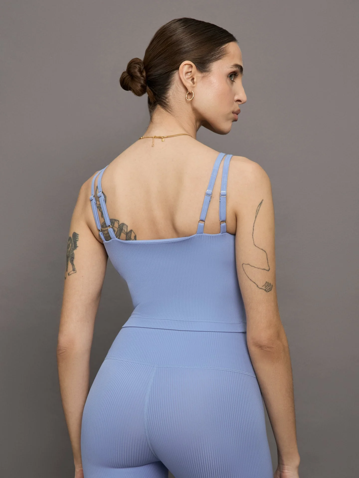 Carbon38 | V-Neck Tank in Ribbed Melt | Hydrangea - Image 4